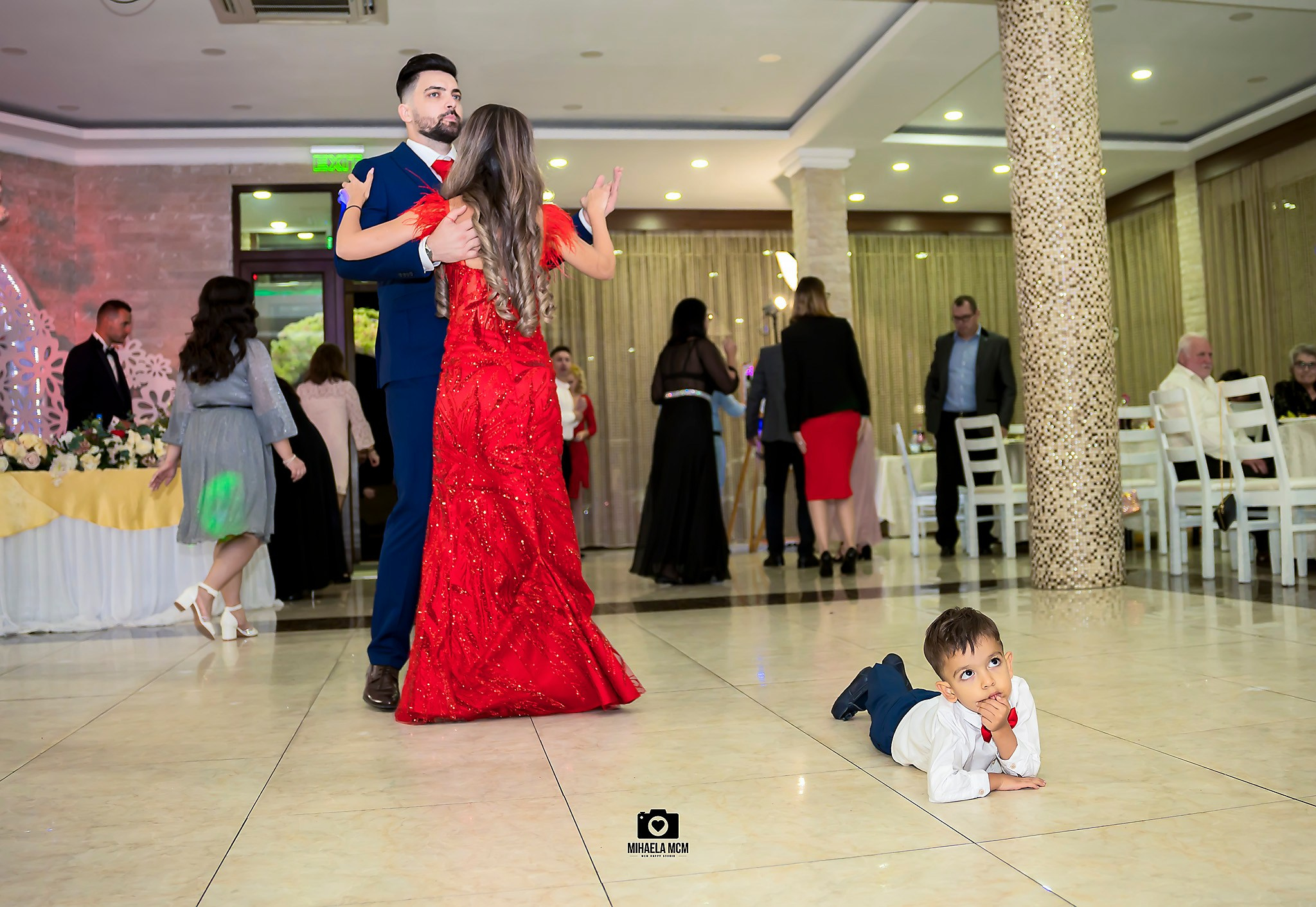 Fotograf nunta Calarasi. Fotograf nunta Constanta. MCM Happy Studio – Fotograf și Videograf Nuntă