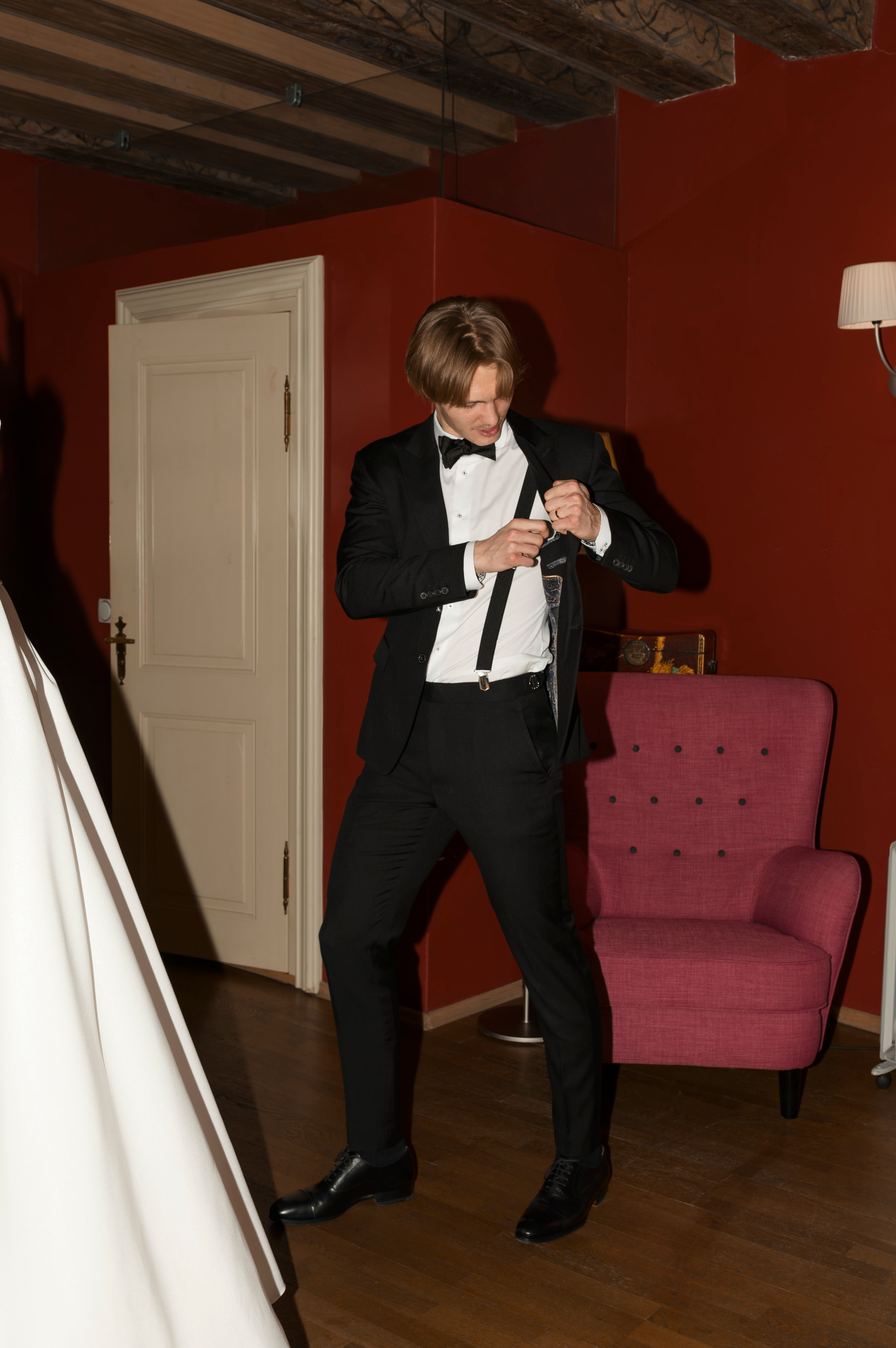 Свадебные сборы в отеле. Фотограф Таллинн — свадьба |семья | lovestory