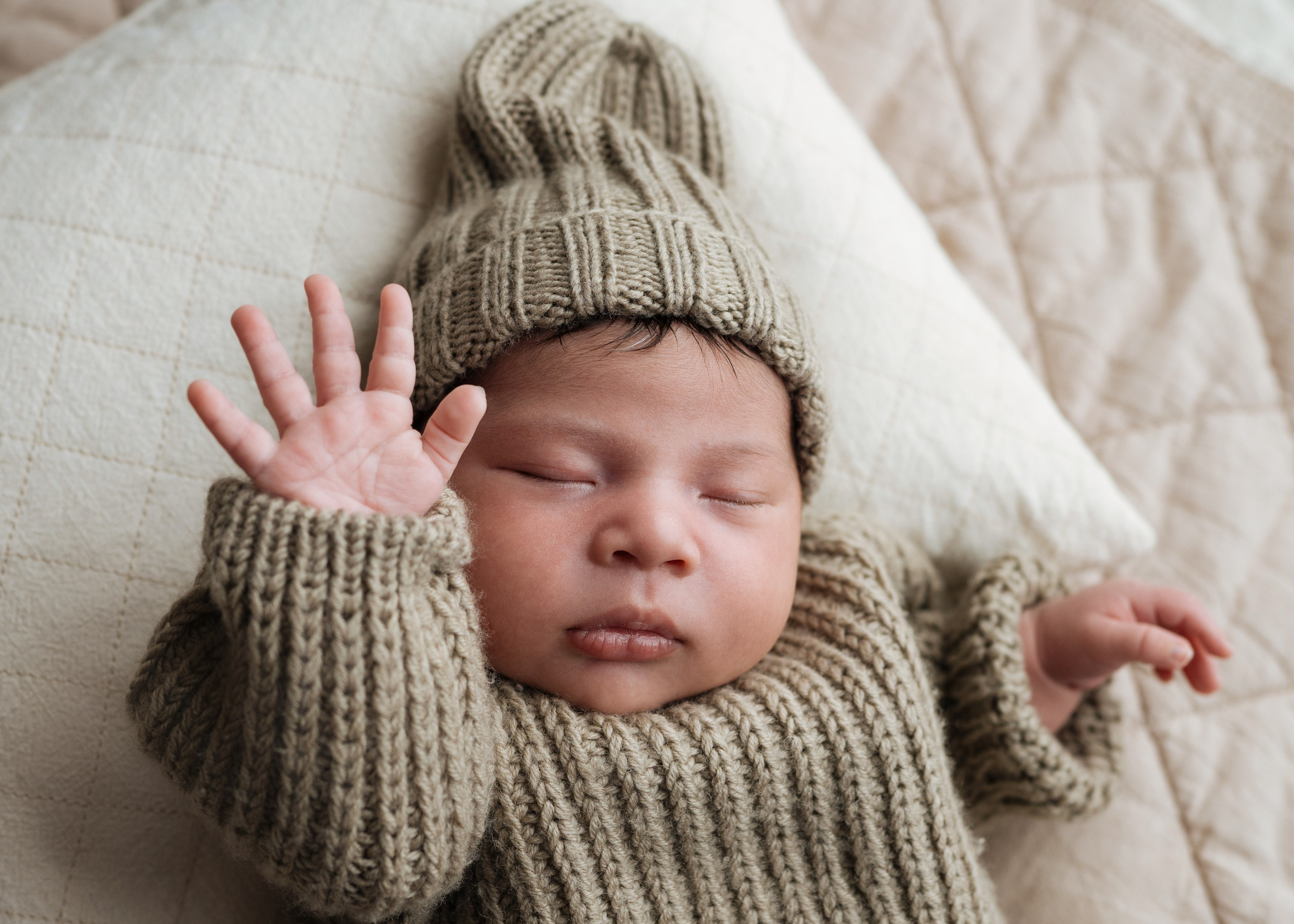 Newborn Studio. Katerina Sellitti - Newborn Fotografin aus Bern. Schweiz