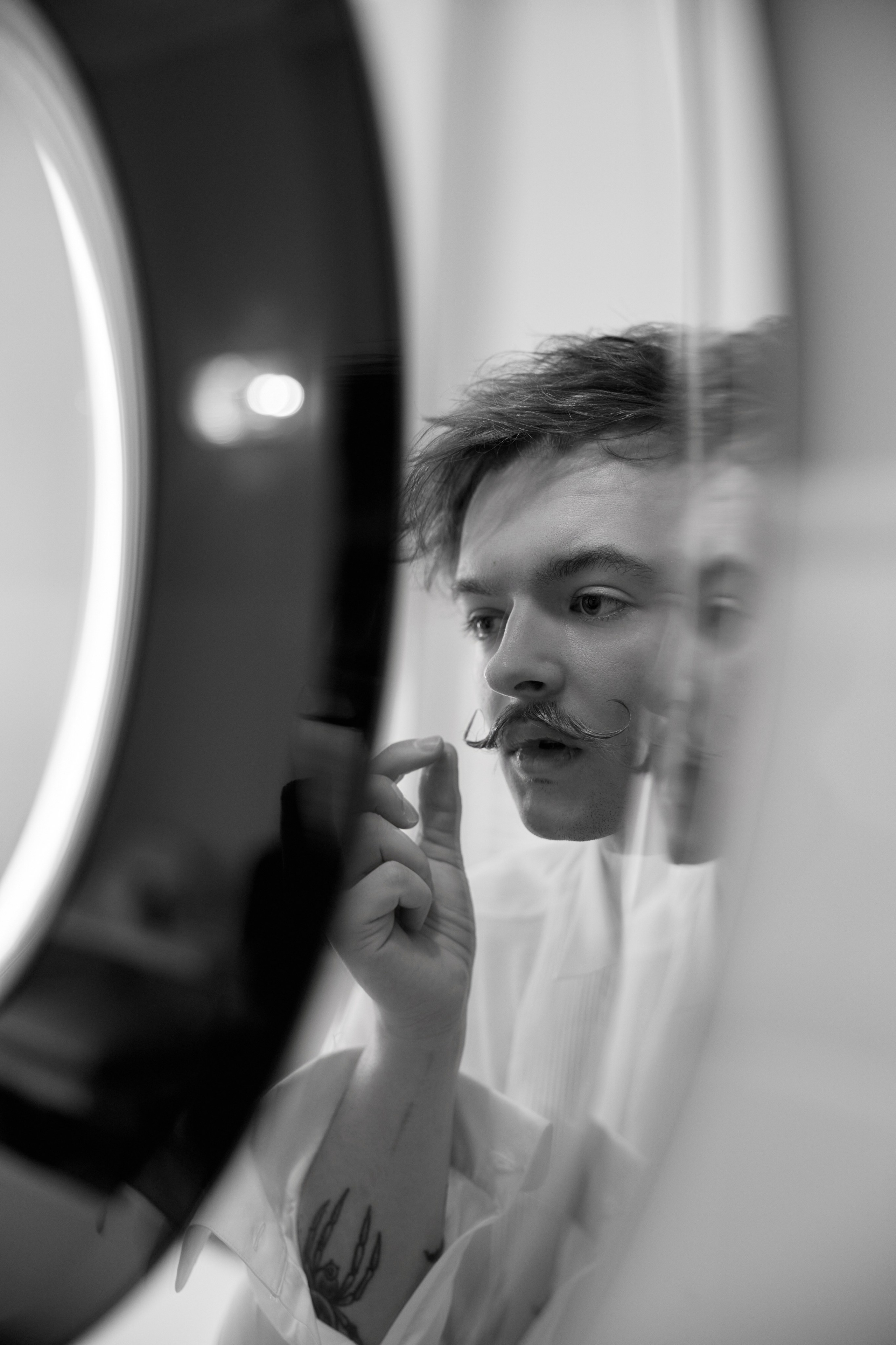 Wiktoria & Kacper. Pałac Goetz. Fotograf ślubny i rodzinny w Krakowie Yana Klymova