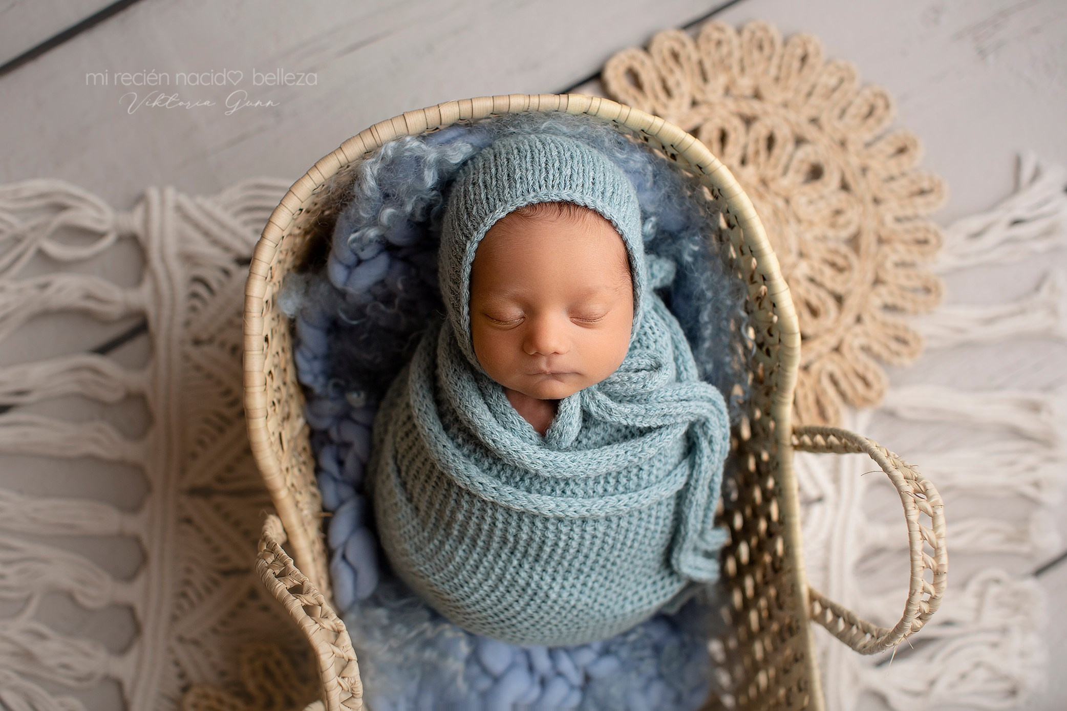 Новорожденные. Фотограф в Испании: Бенисса, Кальпе, Бенидорм, Аликанте Виктория Гунн