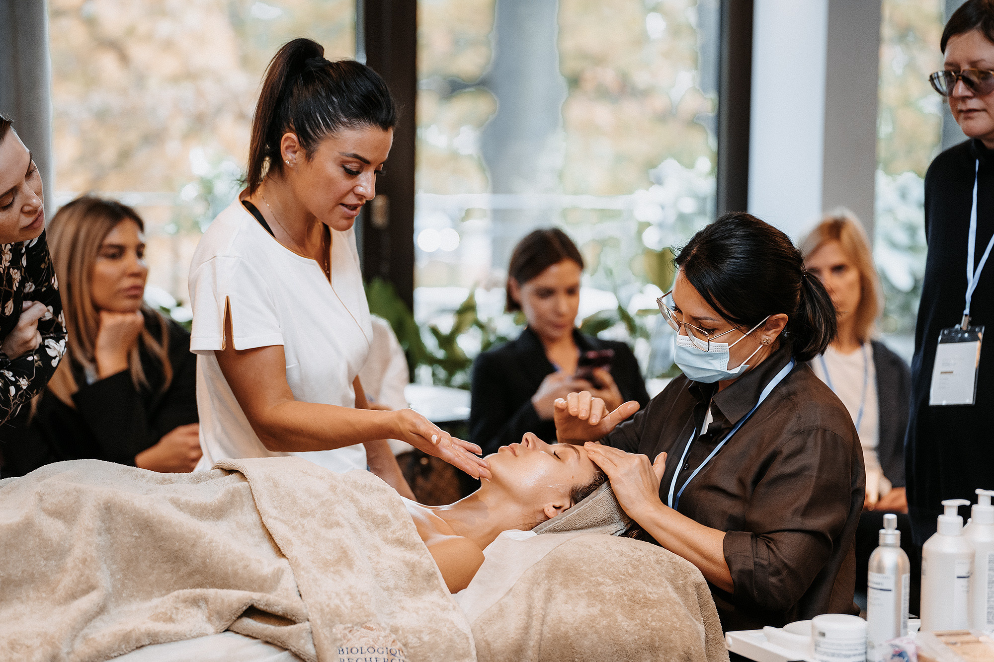 Semināri un Konferences. Profesionāla korporatīvo pasākumu fotografēšana