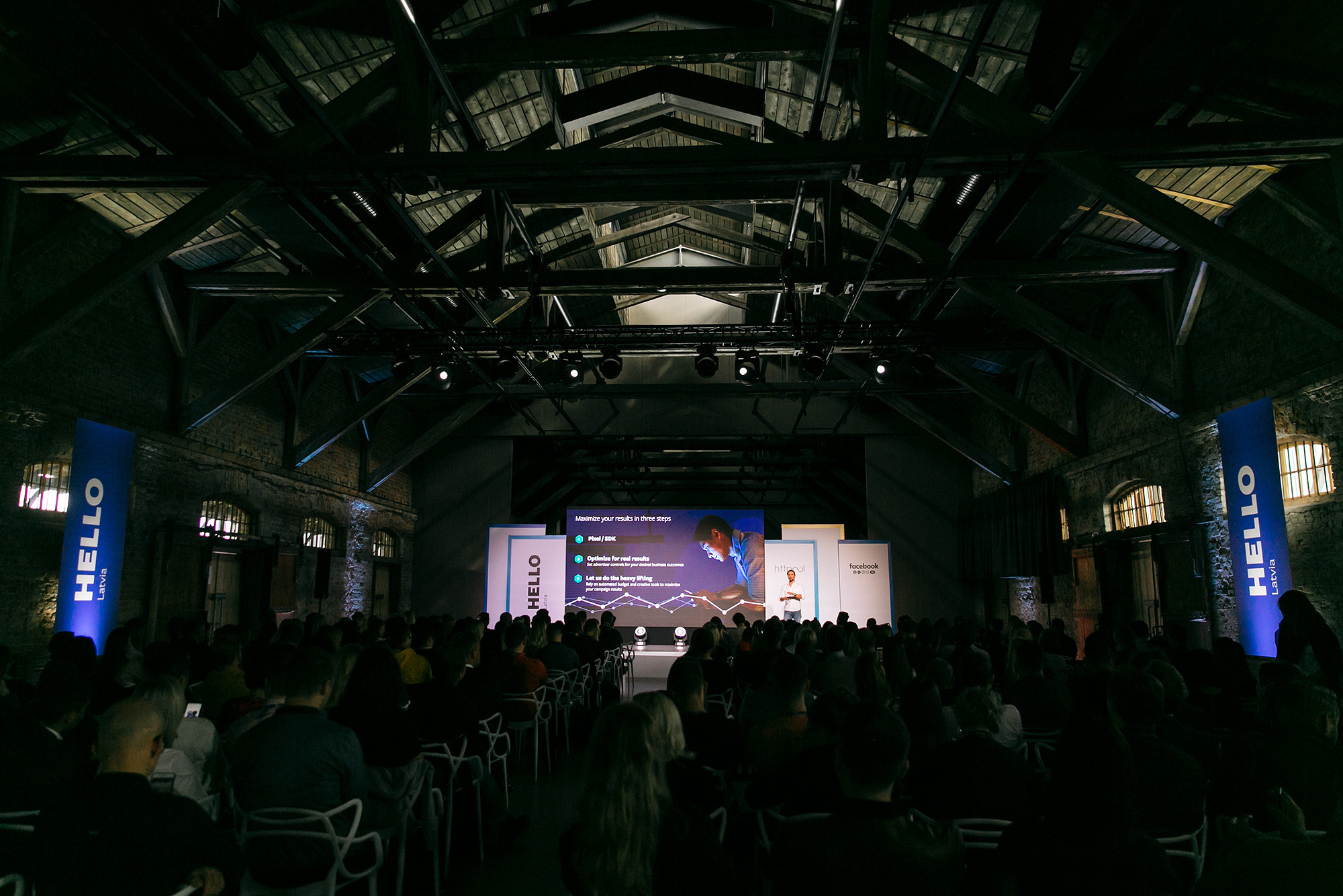 Semināri un Konferences. Profesionāla korporatīvo pasākumu fotografēšana