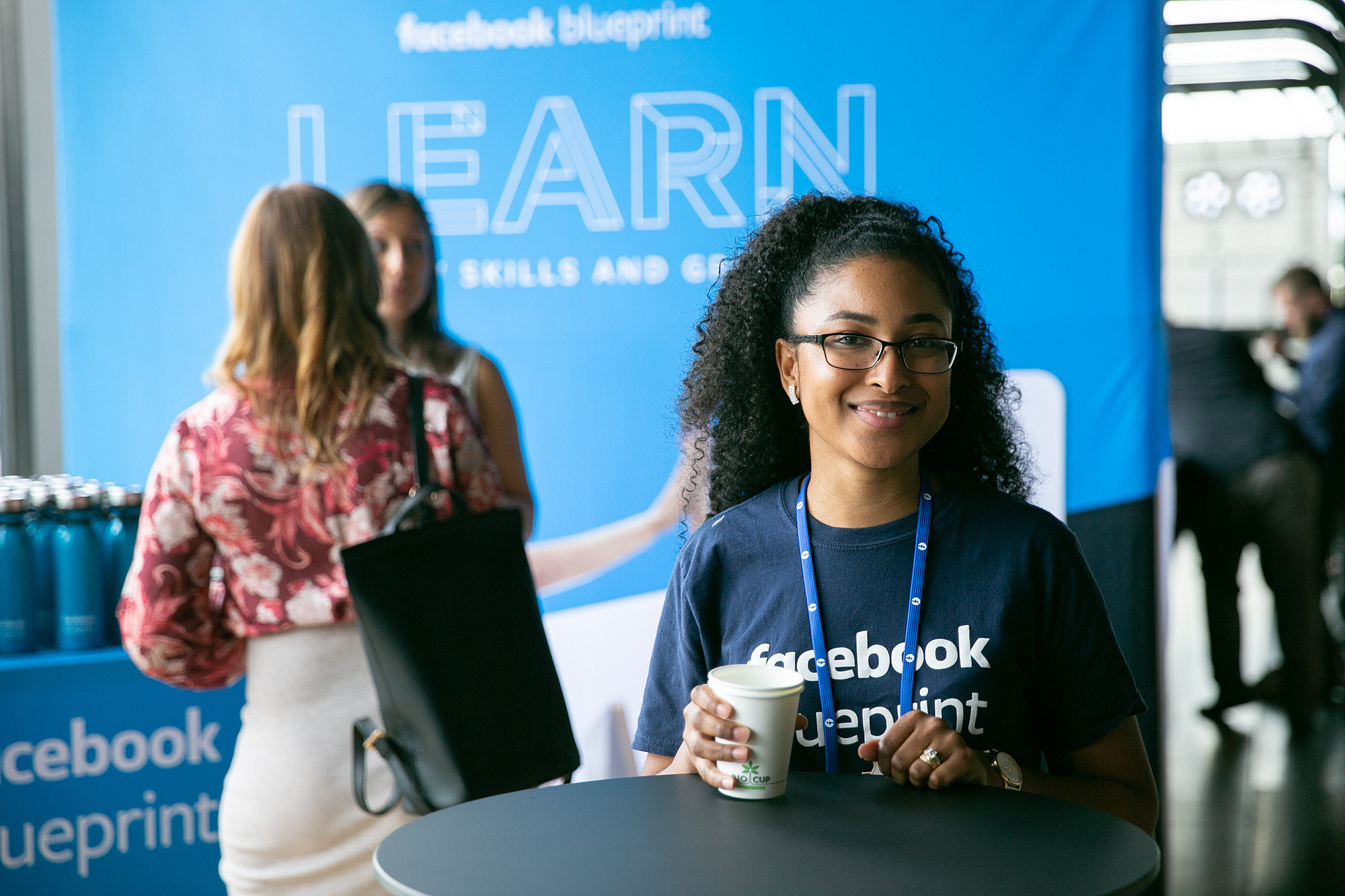 Semināri un Konferences. Profesionāla korporatīvo pasākumu fotografēšana