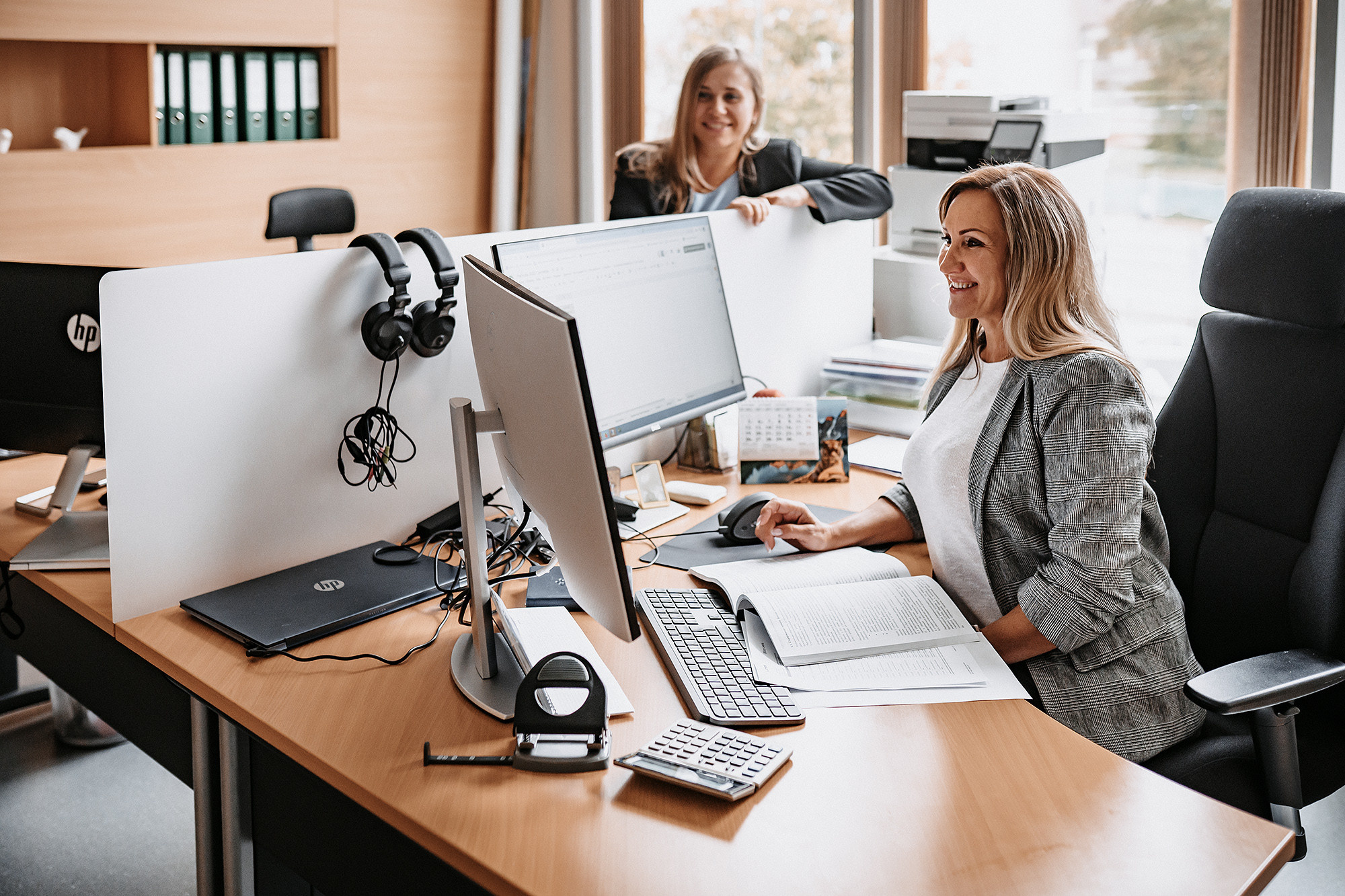 Портреты Сотрудников. Профессиональная съемка корпоративных фото — Фотограф Юрий Кор