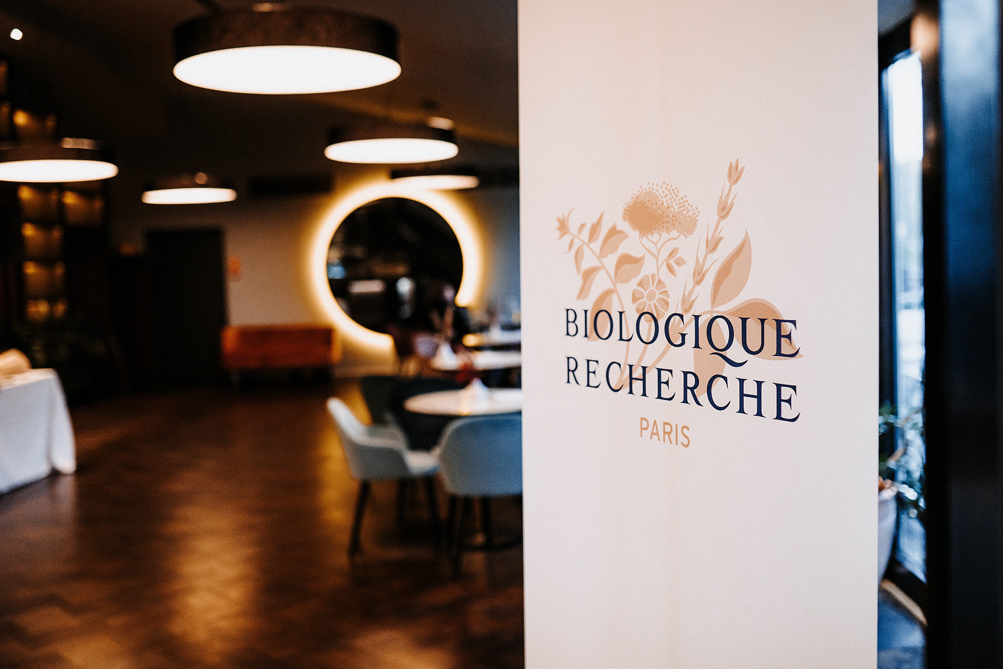 Semināri un Konferences. Profesionāla korporatīvo pasākumu fotografēšana