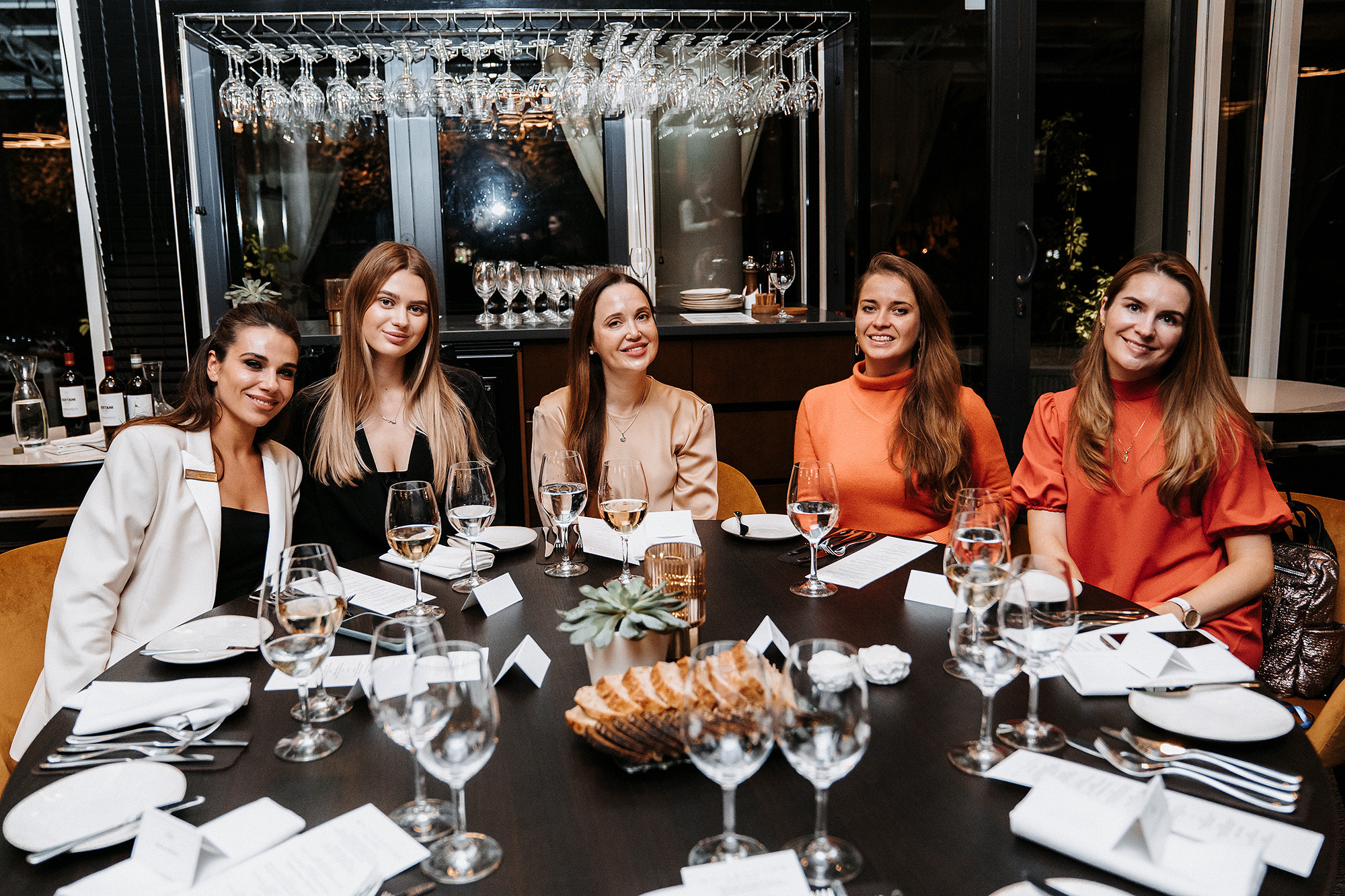 Korporatīvās Ballītes un Pasākumi. Profesionāla korporatīvo pasākumu fotografēšana