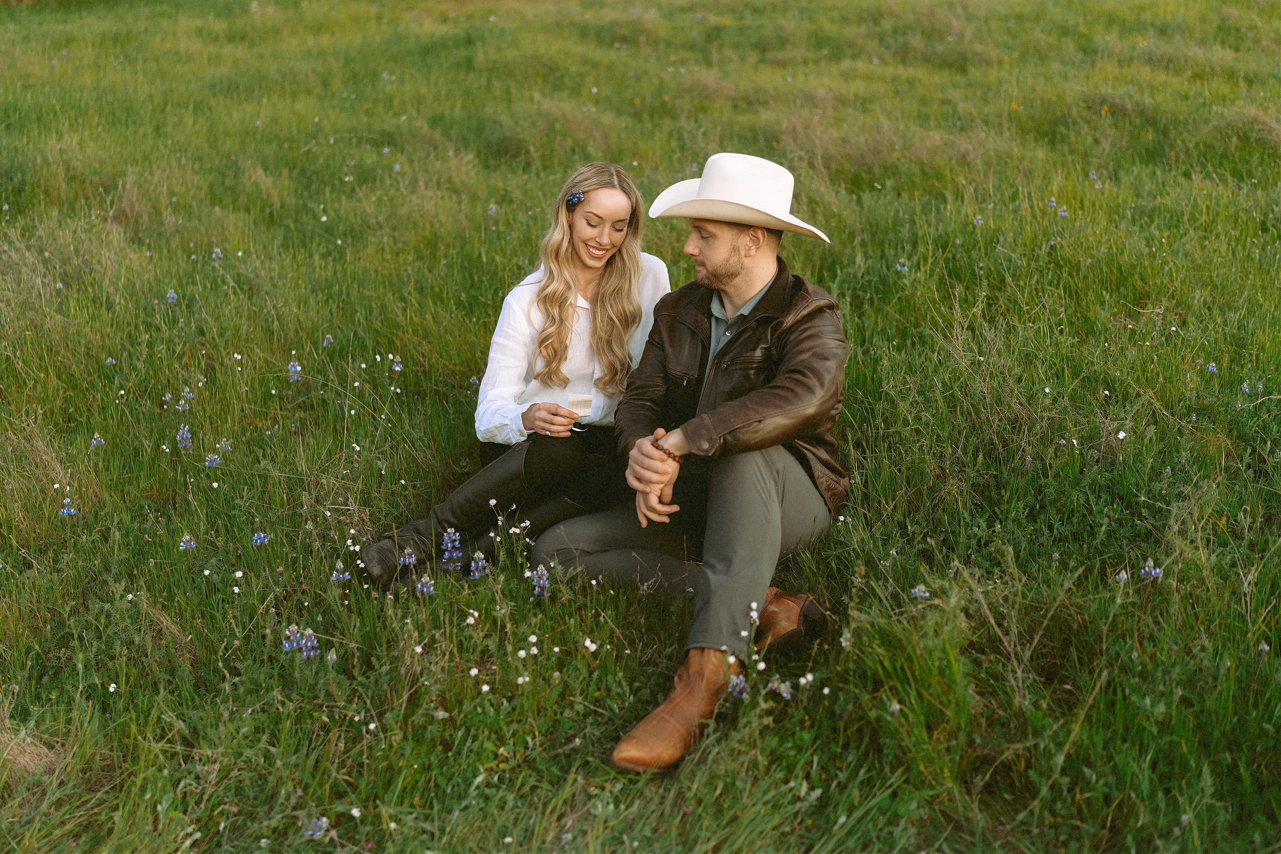 Engagement with Horses, Napa, Northern California. Wedding Photography & Videography Team in California, Los Angeles, San Francisco, San Diego and Travel