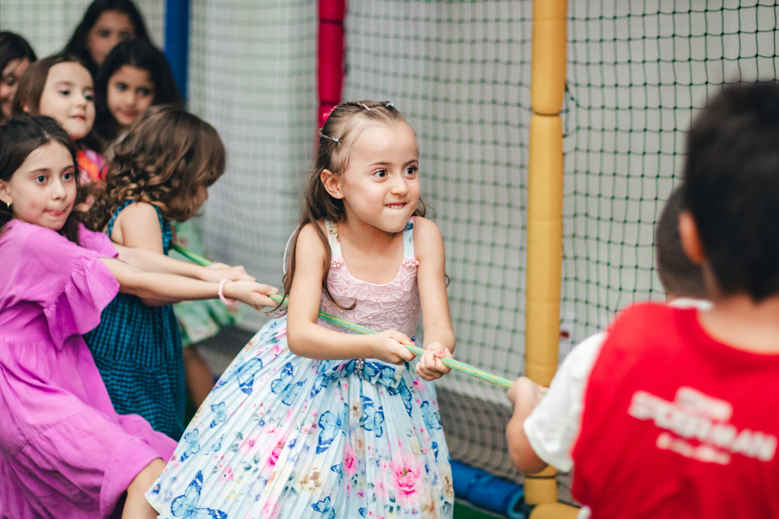 Alice — Aniversário 6 anos. Principal