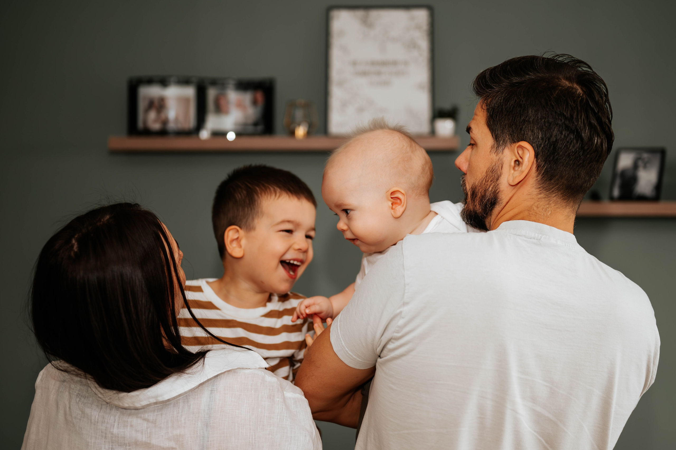 Ivana, Filip, Aljoša i Vanja - porodično fotografisanje. Dečiji i porodični fotograf