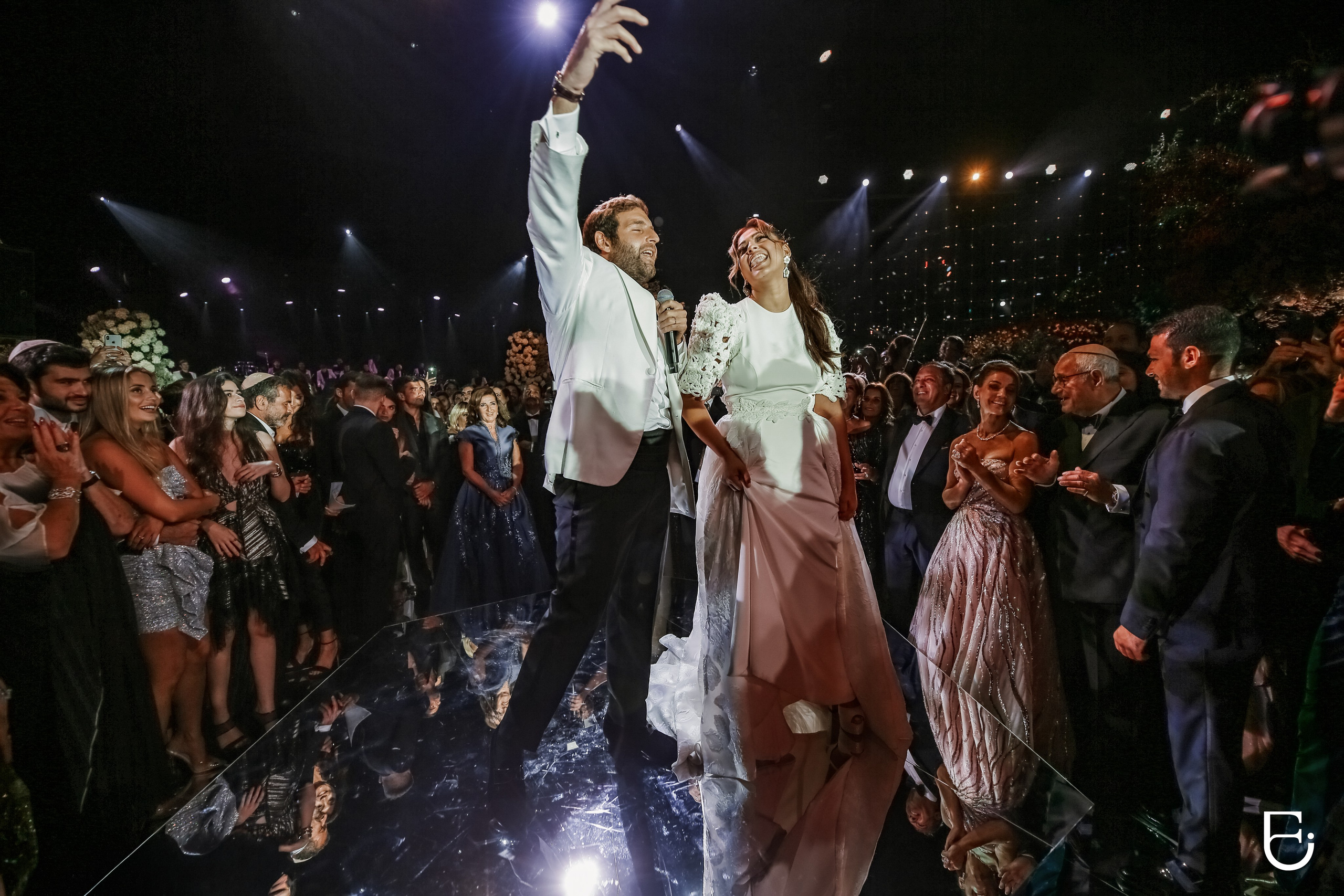 WEDDINGS. CAMELLIA ART PHOTOGRAPHY