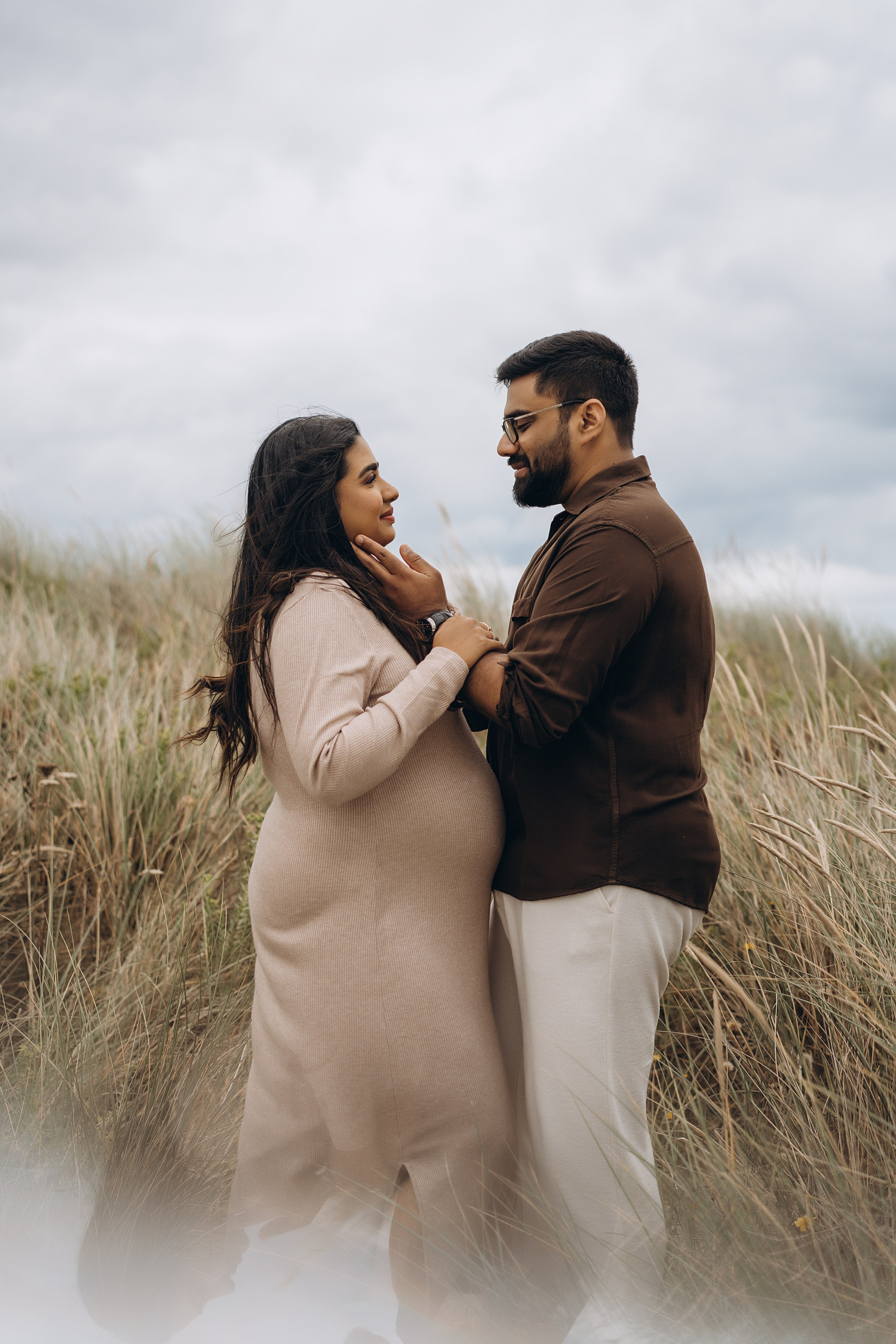Meera: Bull island. Maternity/Love story/Wedding photographer