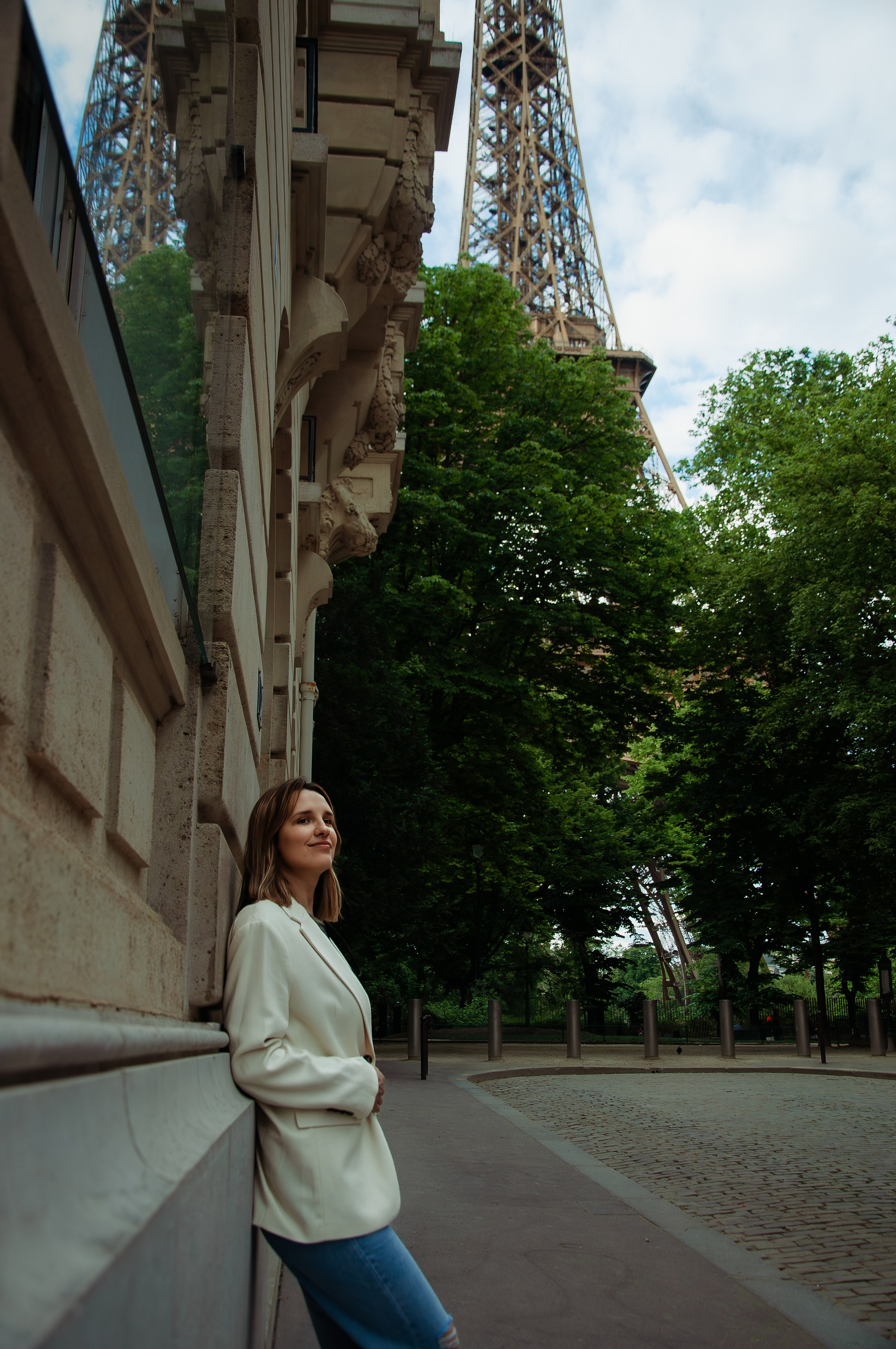 Evening photoshoot in Paris. Paris photographer — Polina Osipova