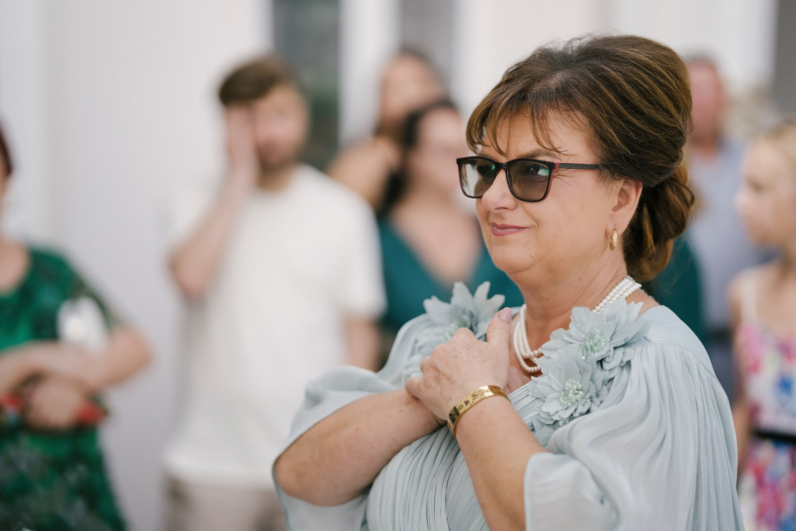 1. Mireasa Adriana în timpul pregătirilor de nuntă în Tudora Botoșani2. Costumul mirelui Ionuț fotografiat artistic în ziua nunții3. Prietenii mirelui la tradițiile de nuntă în Tudora4. Bărbieritul mirelui în cadrul obiceiurilor tradiționale de nuntă5. Fotografii de familie la biserică în ziua nunții6. Portret de familie cu mirii și copilul lor la nunta din Botoșani7. Primul dans al mirilor la Mariage Dor Baisa Botoșani8. Decor elegant de nuntă la Mariage Dor Baisa9. Emoții și tradiții la nunta din Tudora județul Botoșani10. Fotograf profesionist de nuntă în Botoșani surprinzând momente autentice - otograf-nunta-botosanifotograf-evenimente-botosanifotograf-profesionist-botosanifotograf-nunta-tudoranunta-tudora-botosanisedinta-foto-nunta-botosanipoze-nunta-botosanifotografii-nunta-tudorafotograf-cununie-religioasa-botosanibiserica-sfintii-imparati-constantin-si-elena-tudoramariage-dor-baisa-botosanirestaurant-nunta-botosanidansul-mirilor-mariage-dorpregatiri-mire-botosanipregatiri-mireasa-botosanitraditii-nunta-moldovaobiceiuri-nunta-tudorafotograf-familie-nunta-botosaniportret-miri-botosanigalerie-foto-nunta-botosanialbum-foto-nunta-botosaninunta-eleganta-botosaninunta-cu-traditii-botosanifotograf-premium-nunta-botosaniservicii-foto-video-botosanipoveste-de-nunta-botosanifotograf-documentar-nuntafotograf-natural-emotionalmiri-ionut-si-adriananunta-autentica-tudora -otograf-nunta-botosanifotograf-nunta-tudoranunta-tudora-botosanifotograf-evenimente-botosanifotograf-profesionist-botosaniservicii-foto-video-botosanigalerie-foto-nunta-botosanialbum-foto-nunta-botosani - nunta-autentica-botosaninunta-cu-traditii-botosanipoveste-de-nunta-botosanifotografii-emotionante-nuntamomente-autentice-nuntafotografie-documentara-nuntafotograf-natural-nunta- pregatiri-miri-tudorabiserica-tudora-botosanicununie-religioasa-tudoramariage-dor-baisa-botosanipetrecere-nunta-botosanivalsul-mirilor-botosani - alino-foto-studio-botosaniionut-si-adriana-nunta-tudorafotograf-alin-chirila-botosani