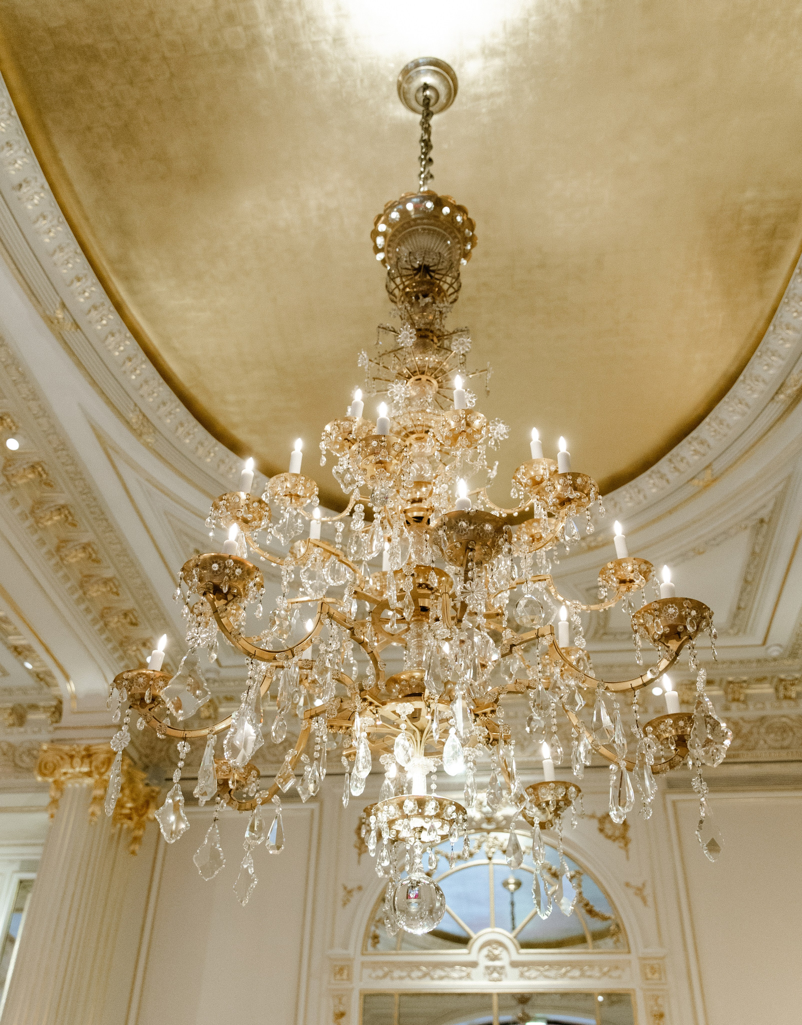 Plaza Athénée Wedding in Paris | Luxury Paris Wedding Photographer. Paris Wedding Photographer