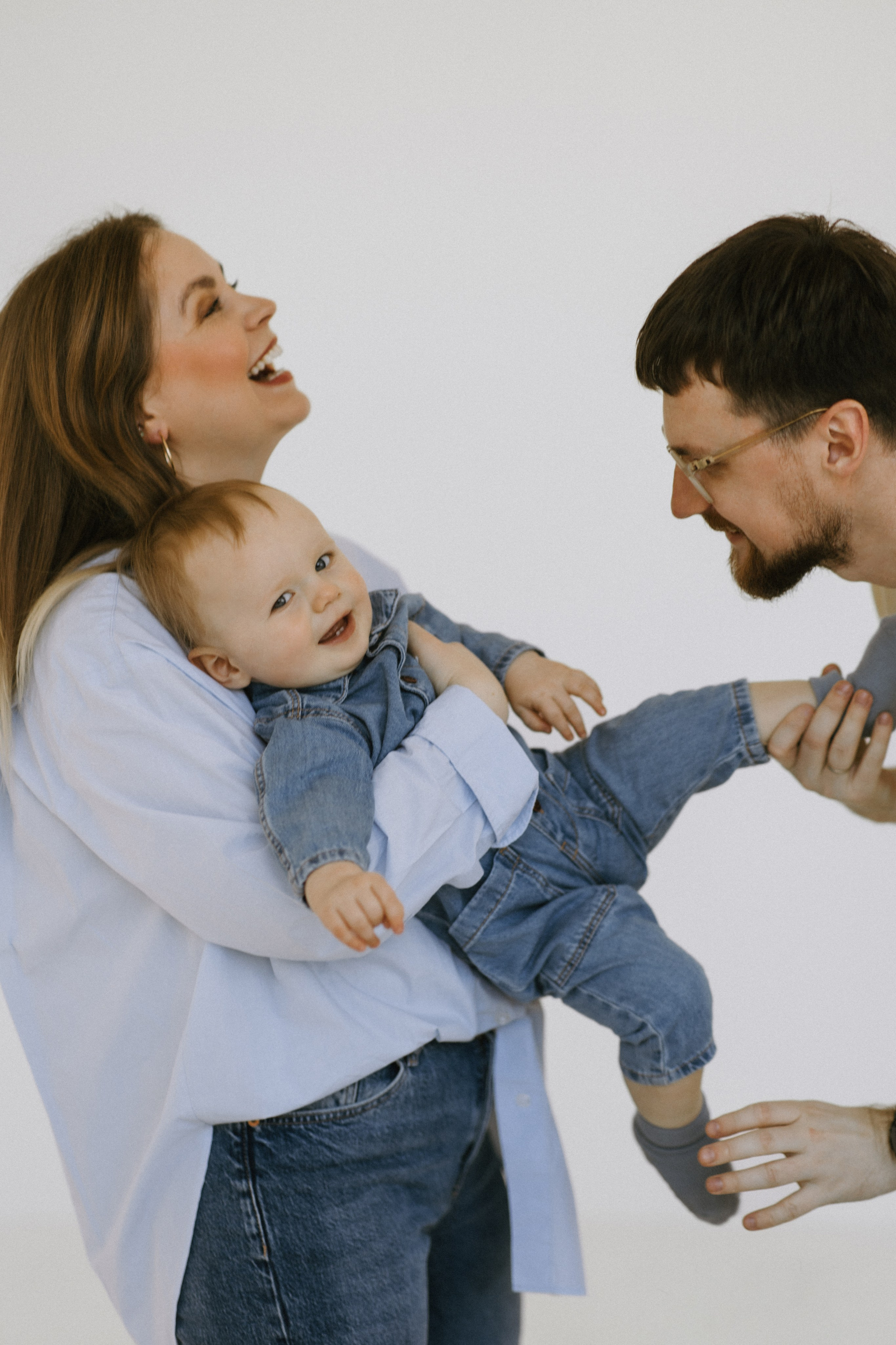 Moderni šeimos fotosesija | STUDIO. Vestuvių ir šeimų fotografė Lena Bondarenko / belove photo