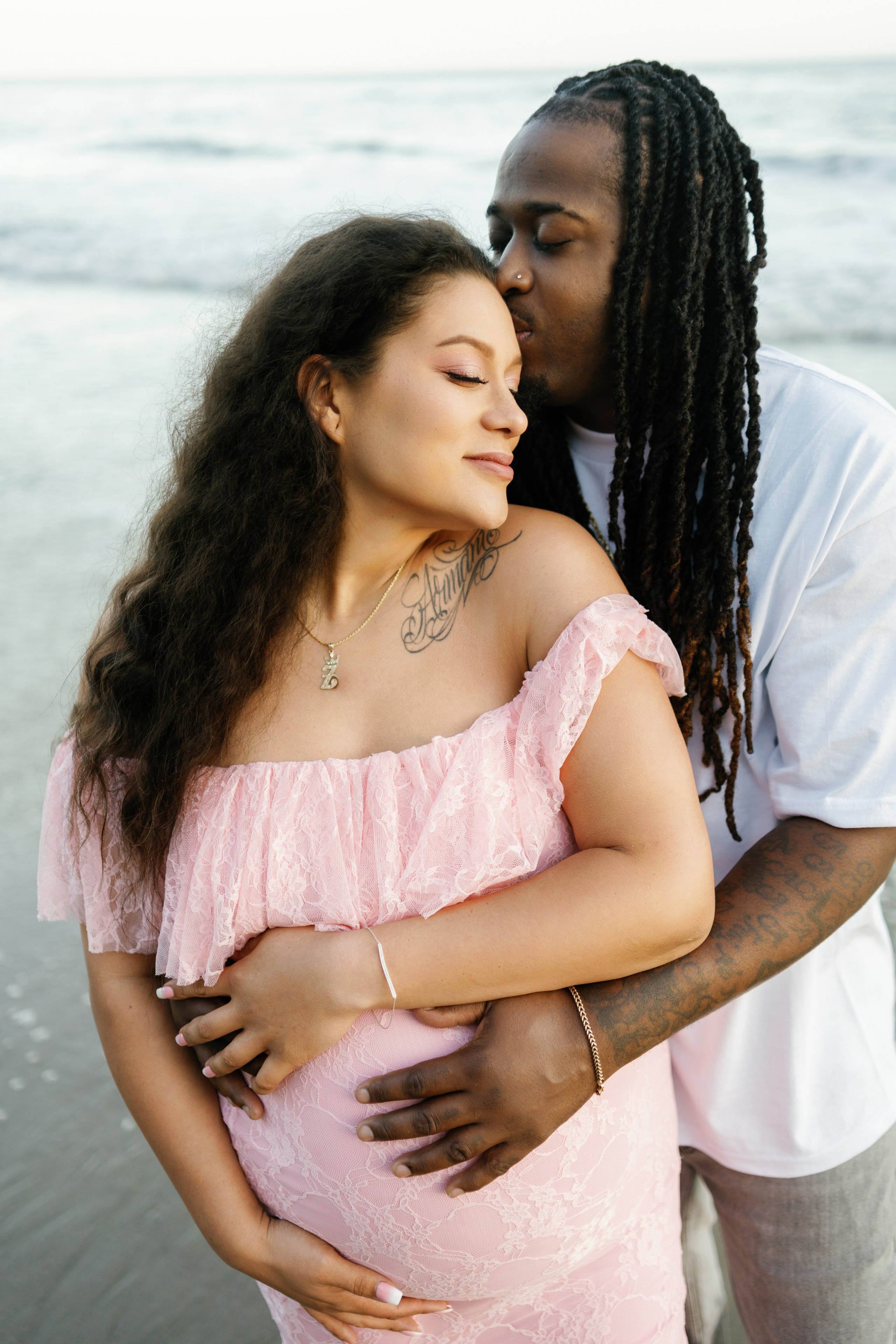 El Matador Beach Maternity Session. Wedding Photography & Videography Team in California, Los Angeles, San Francisco, San Diego and Travel