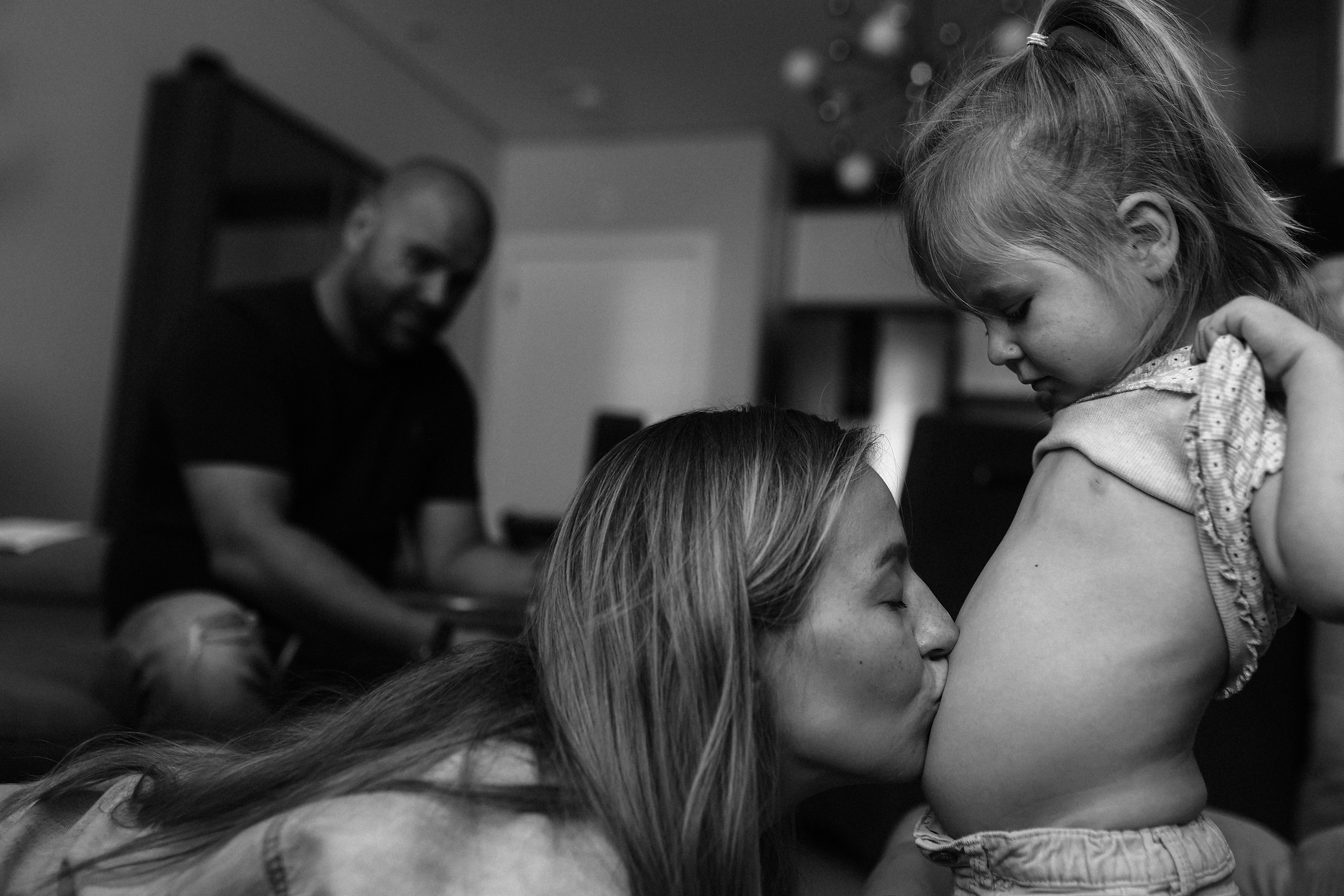 A espera da Iris parte 2. Fotografa documental de familia e nascimento em Florianópolis SC Daria Ermolaev