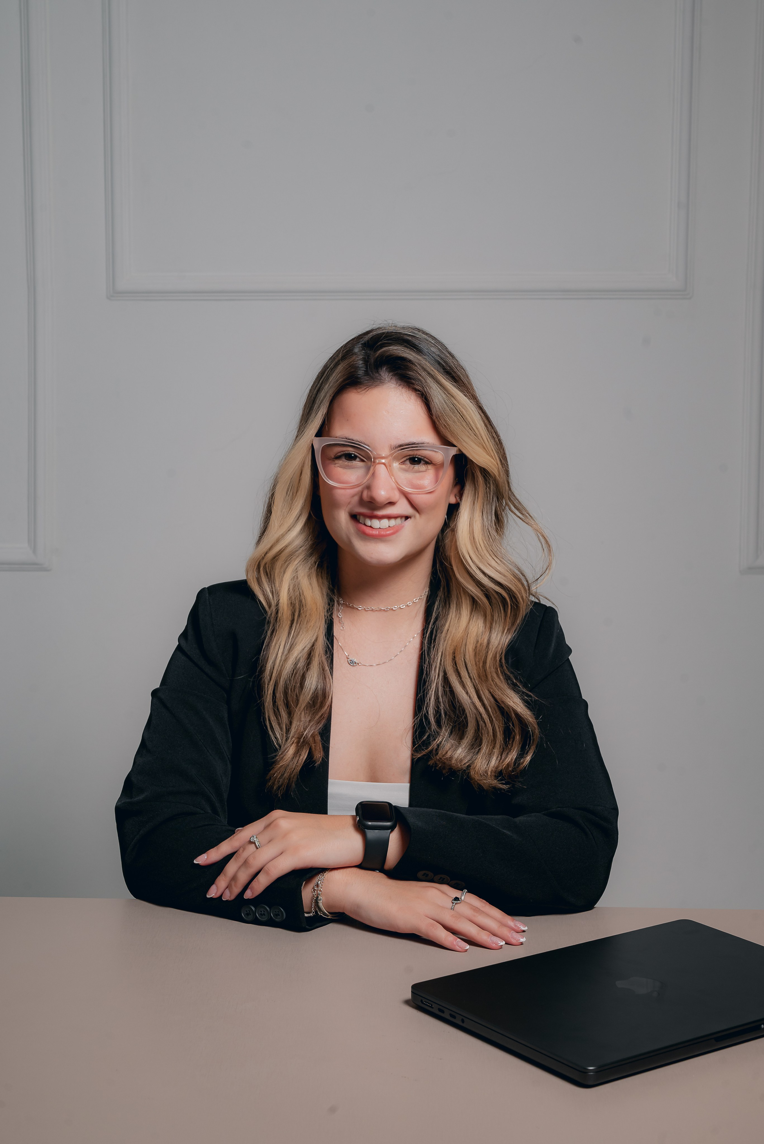 Corporativo Estúdio. Mayke Luz Fotografia