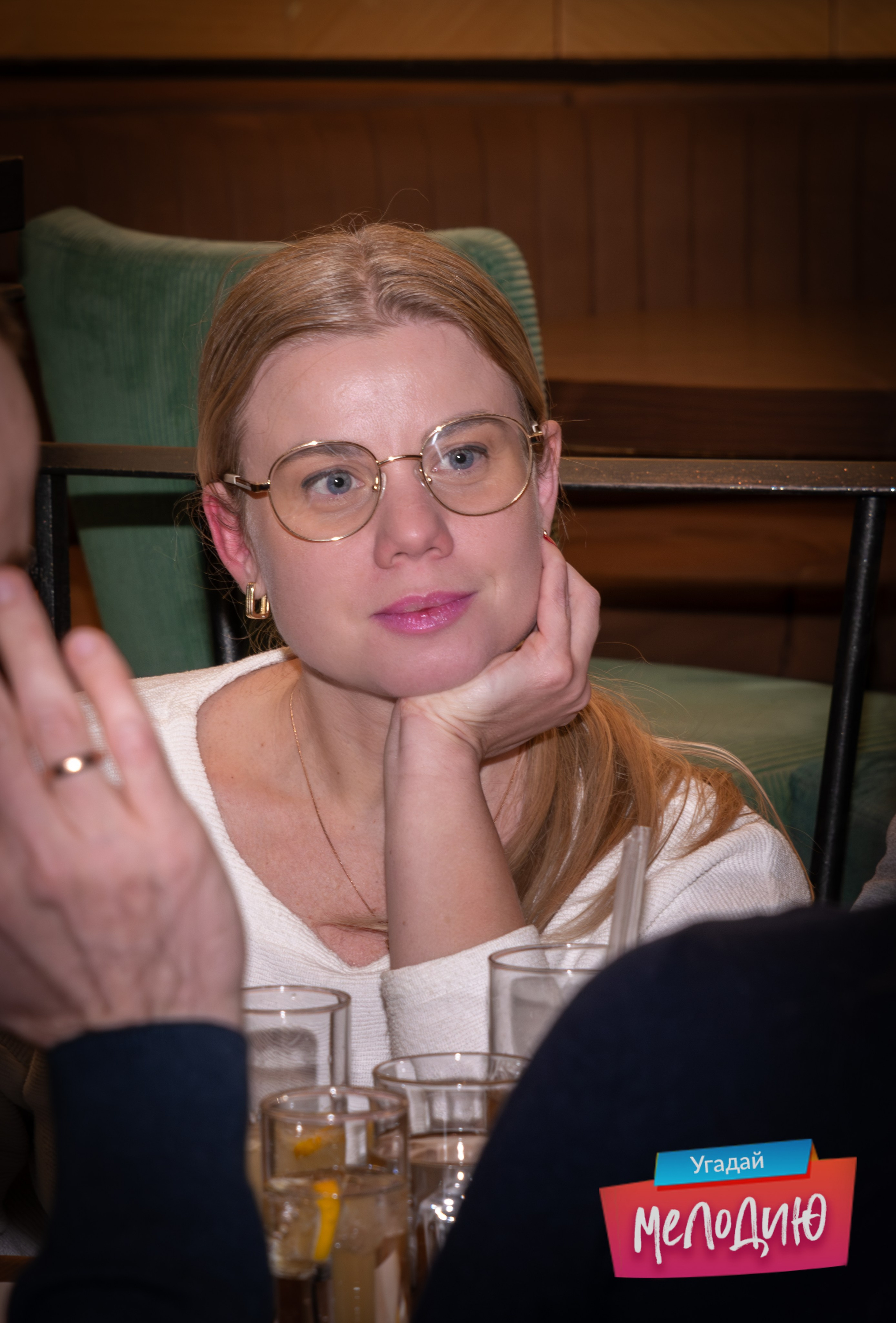 Guess the Melody | Quiz Night. Victoria Fedoseenko. Photographer from Serbia