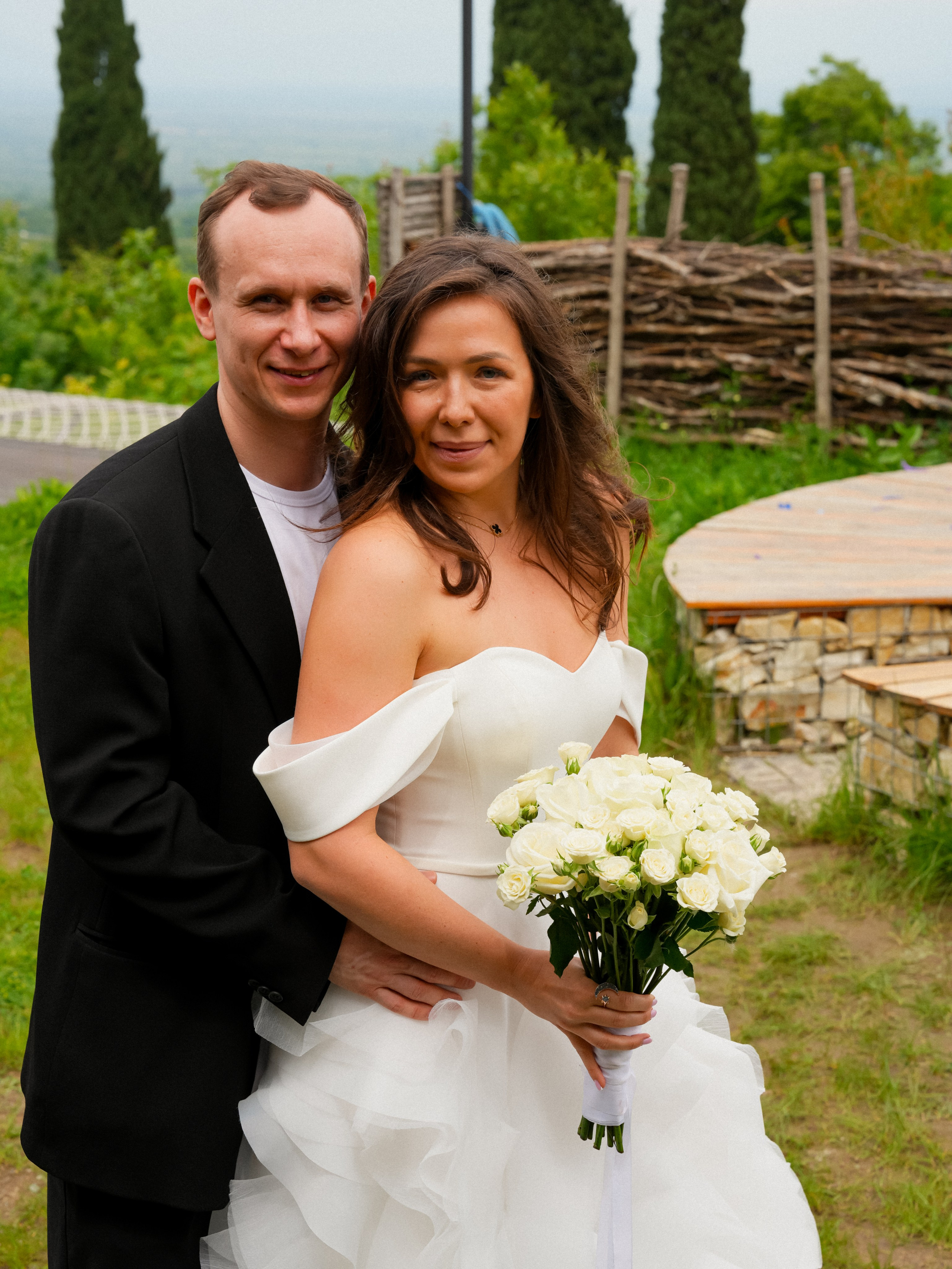 Bride and groom portrait in Kakheti countryside