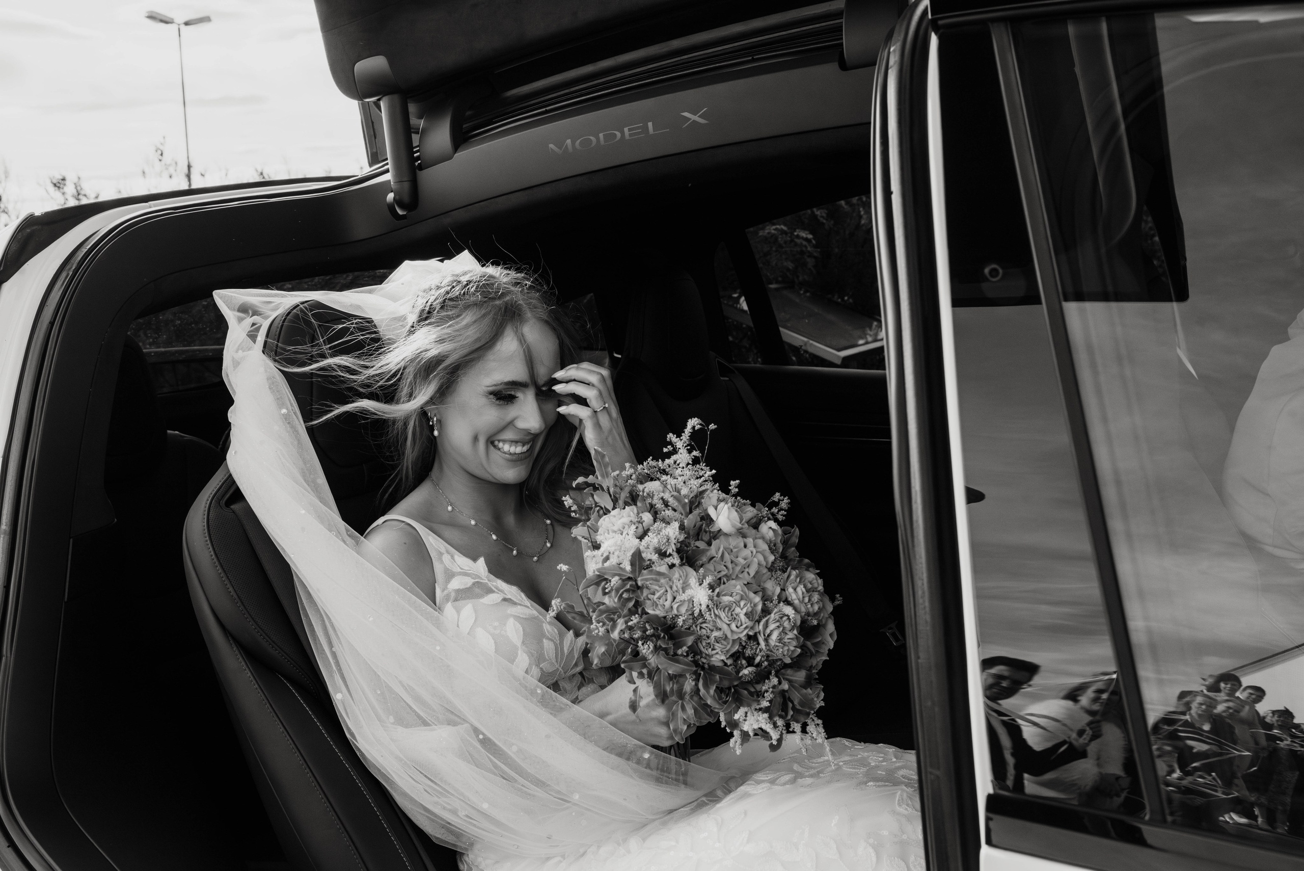 Maria and Matt. Michalina Dzianach Wedding Photographer Iceland