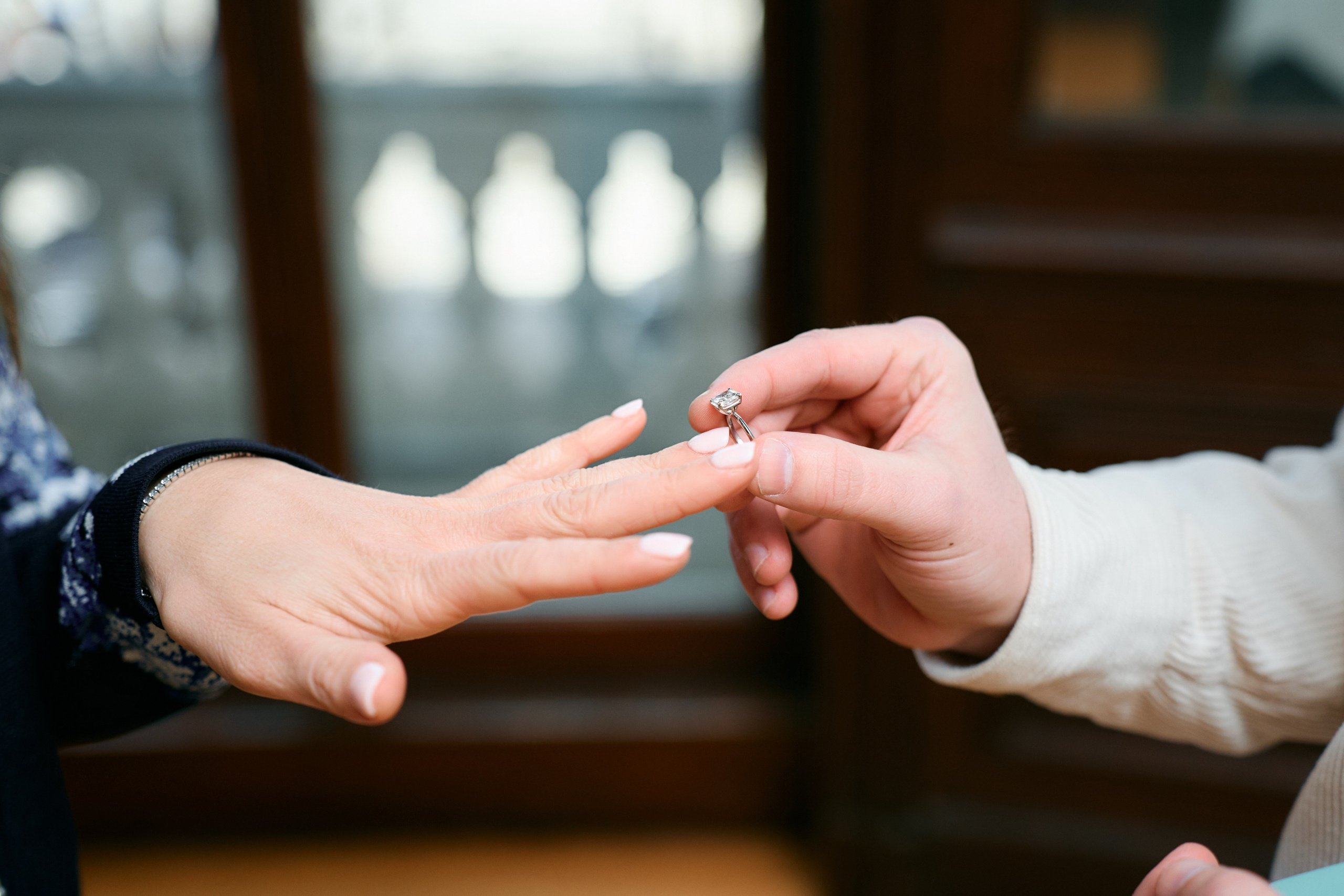 Surprise Proposal in New York. Professional Wedding and event photographer USA New York