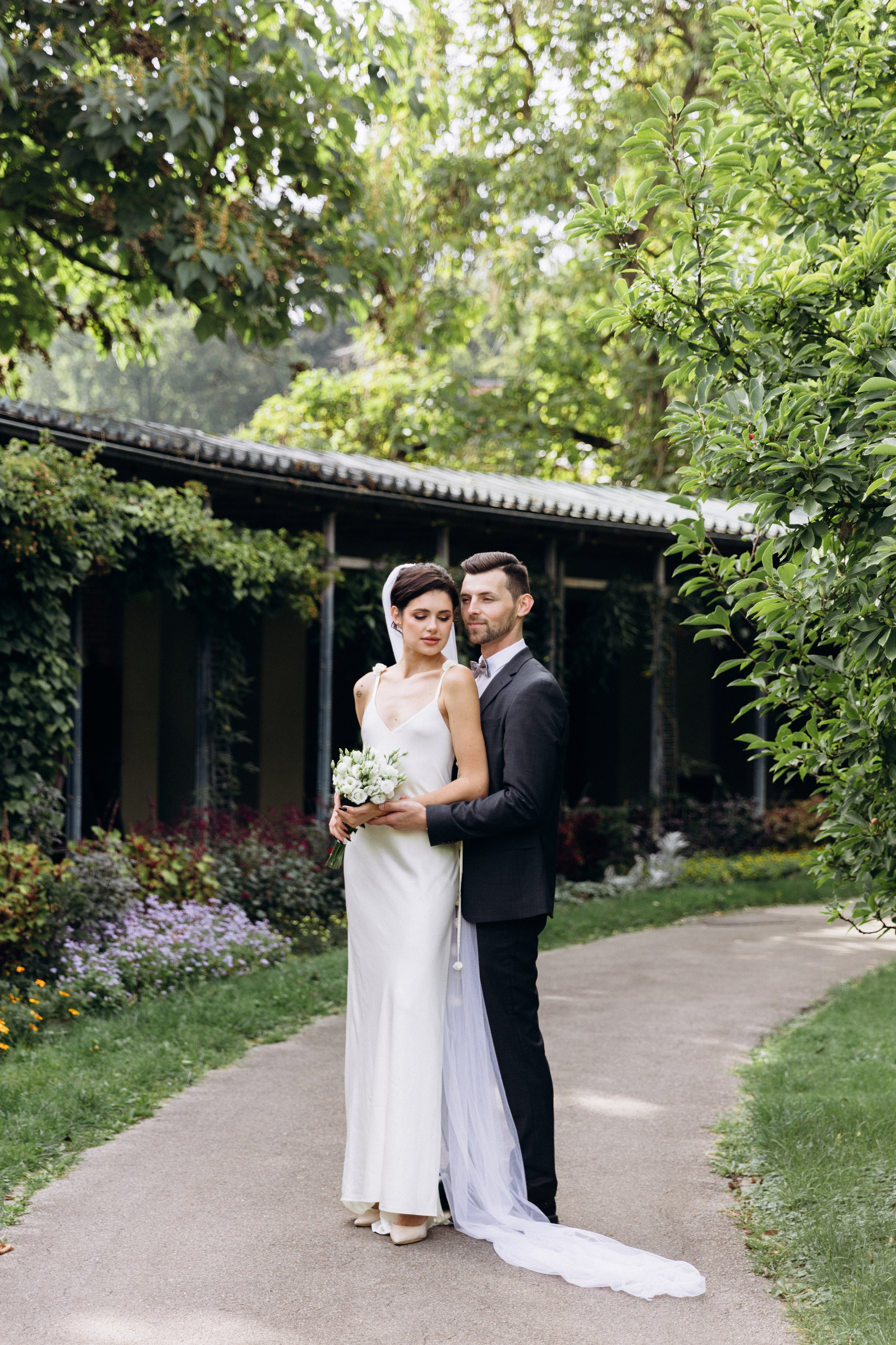 V und N. Valeria Pedanian Photography