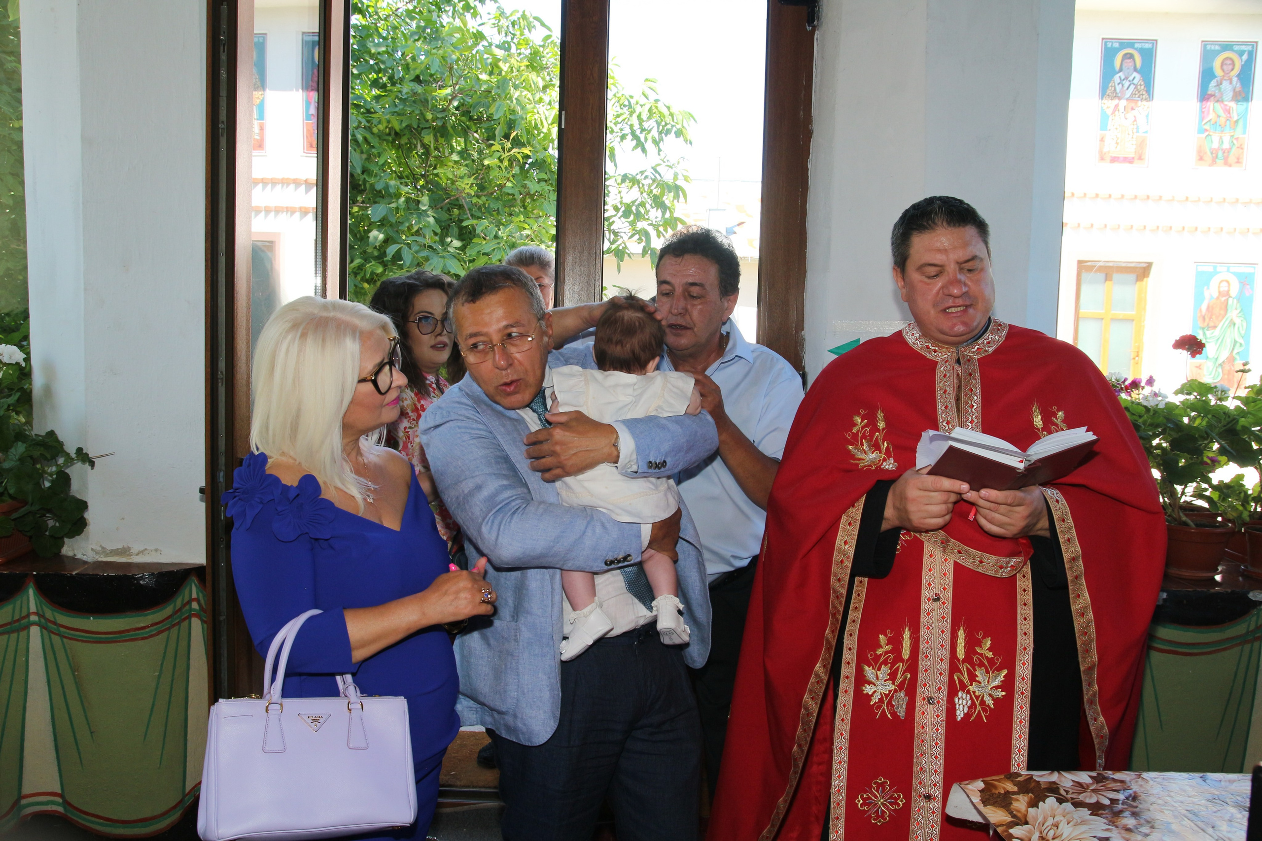 BYZO MEDIA. PETRU BYZO - family and children photographer in ROMANIA