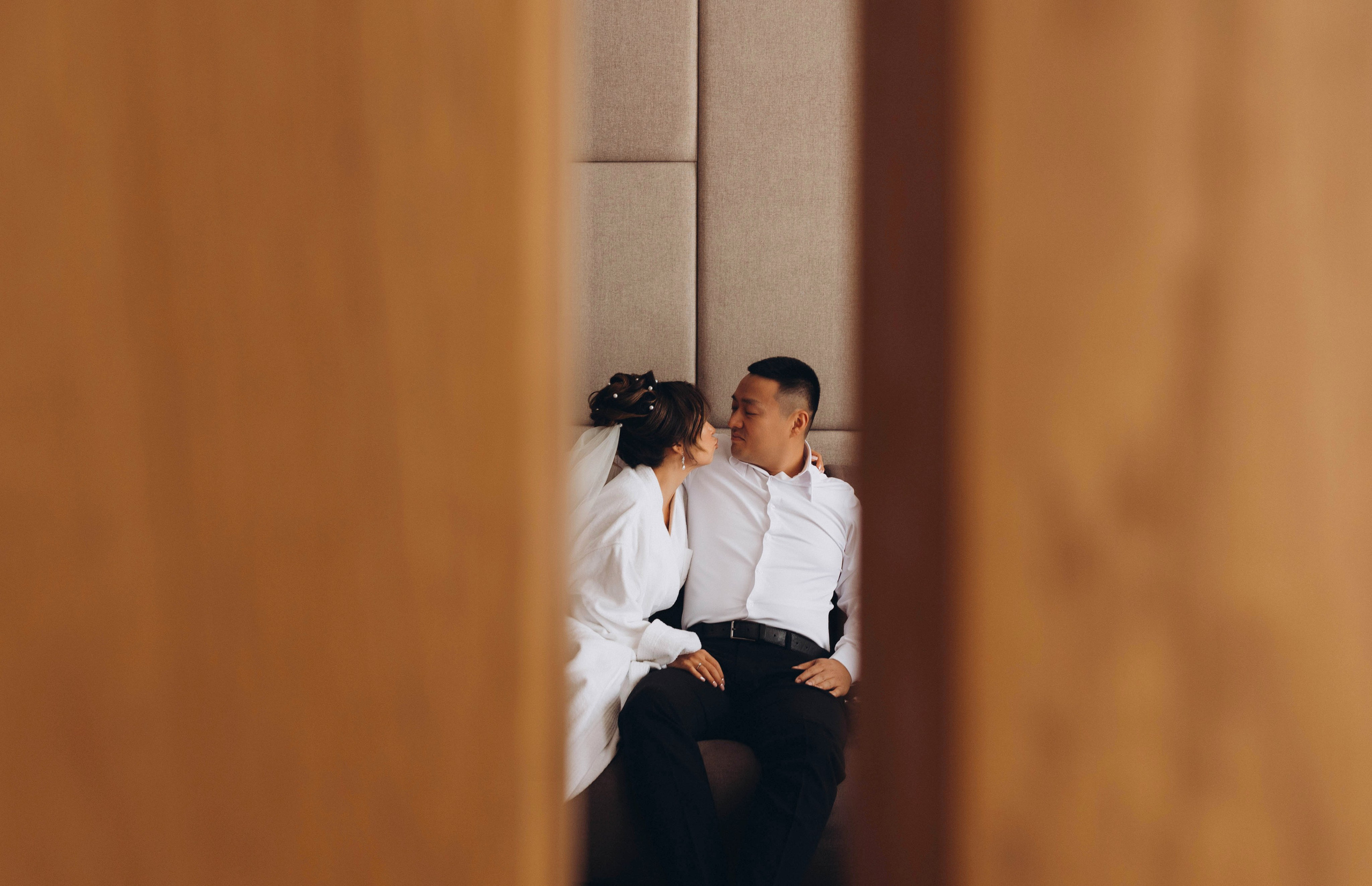 Мадина@Женя. Валерия Вартанова. Фотограф