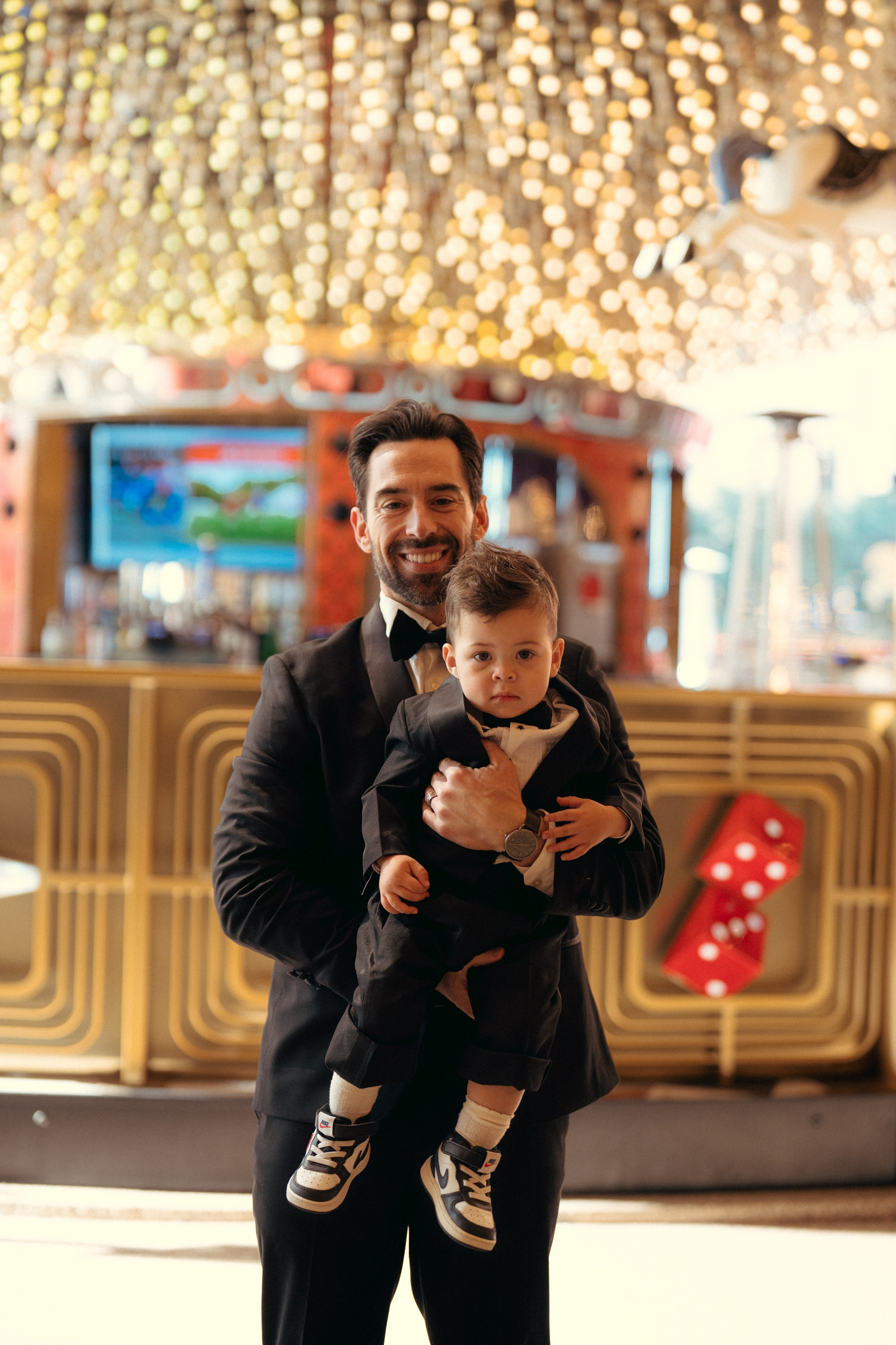 Brianna, Glenn, Jojo and Emmett. Wedding & elopement photographer Viktoriya Kravtsov. Las Vegas