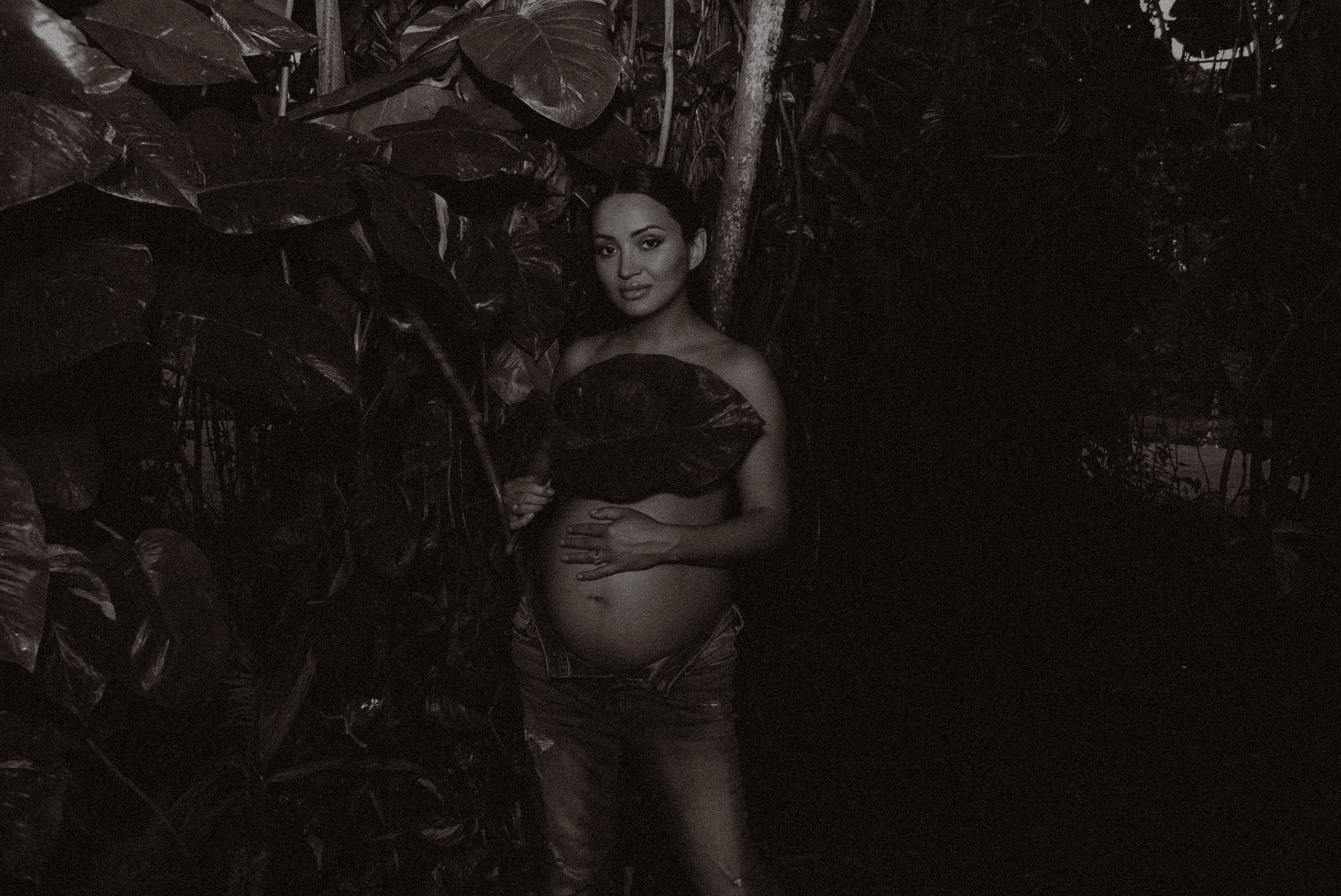 T | inner space. Portrait and Lifestyle Photographer in Miami | Anna Isaak