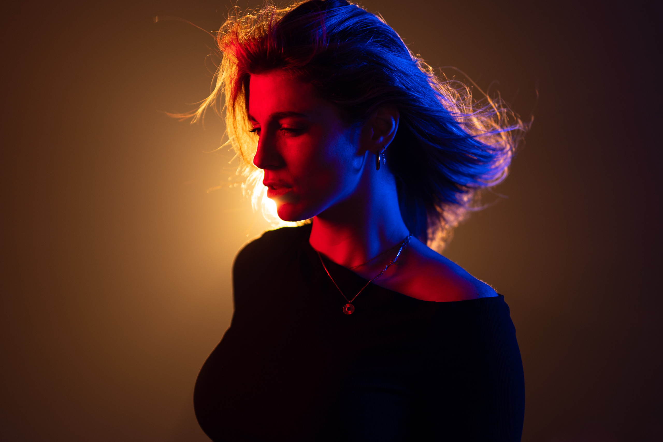 „Kölsch&Shoot“ in Cologne w/ Lisa (Set #6). URBANSTREETFILES.ART