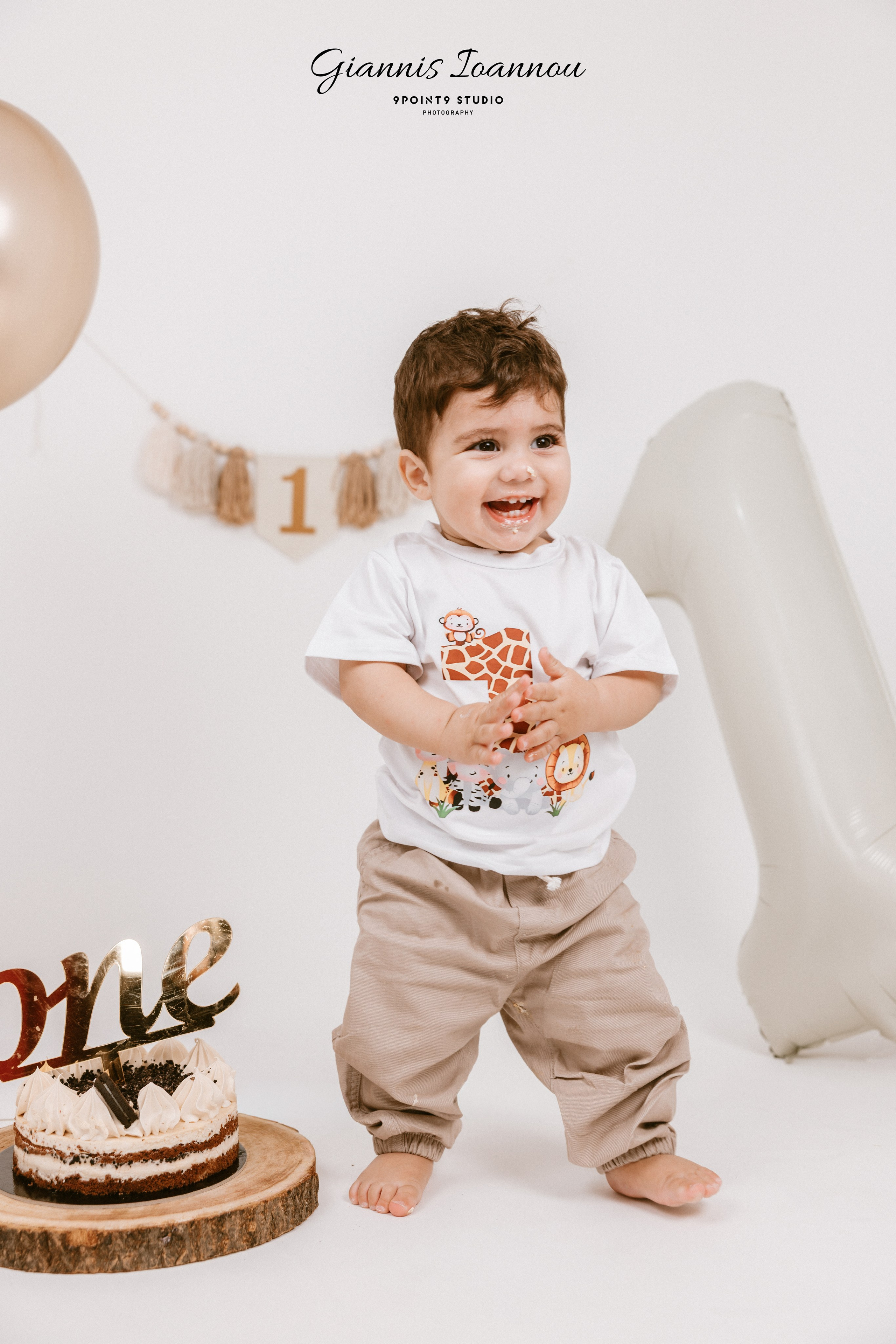 CAKE SMASH. Giannis Ioannou