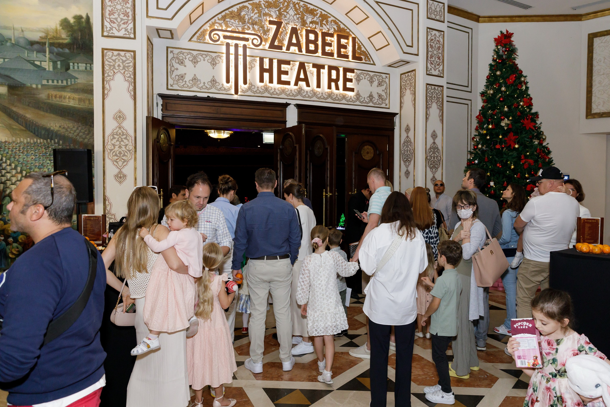 Новогодняя сказка для журнала Русские Эмираты, Дубай 2024. Фотограф Анна Кучерявая | Свадьбы и мероприятия в Дубае