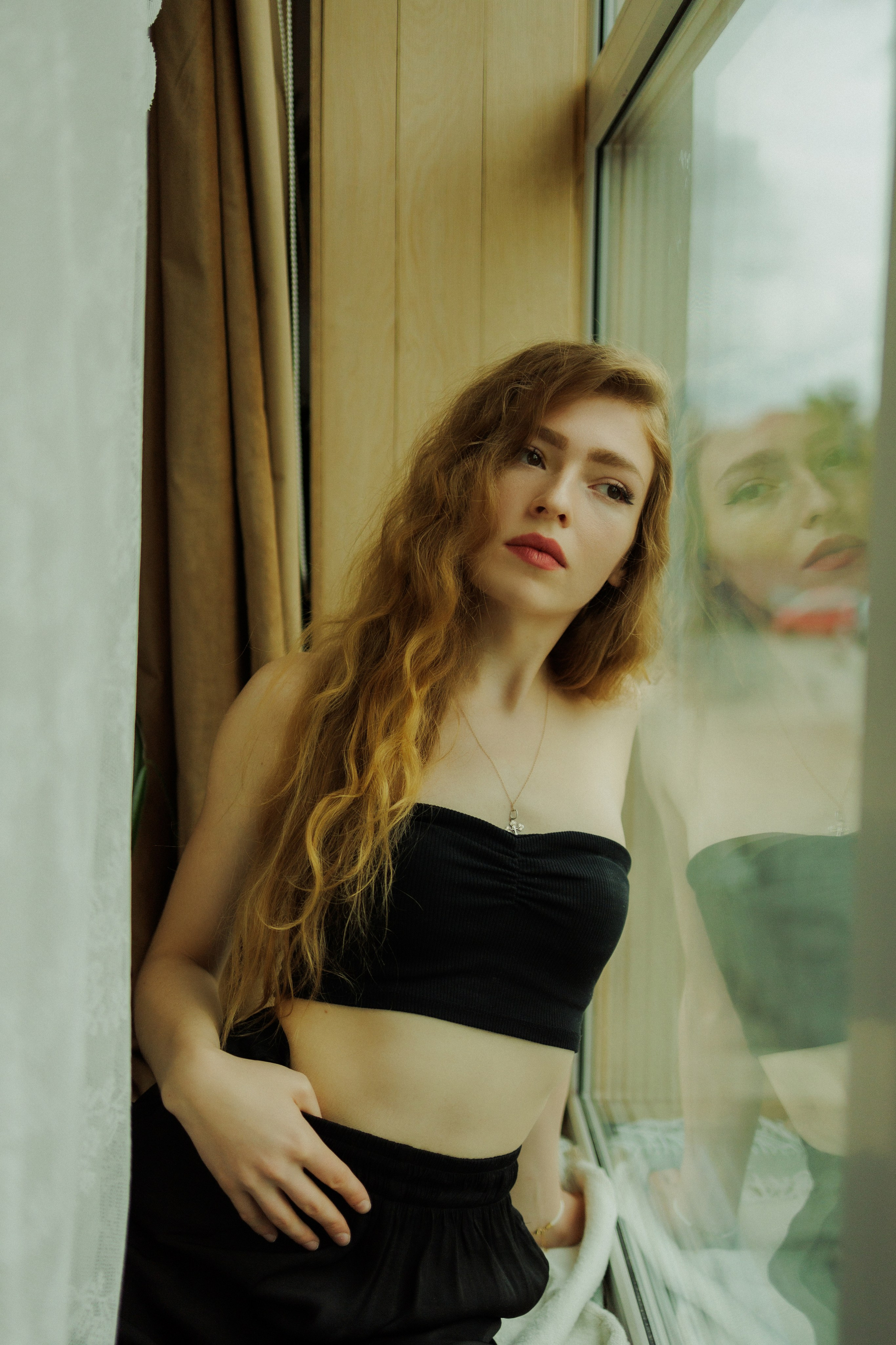 Soft Light — Intimate Lifestyle Portraits by the Window | Natural & Soulful Photography. Kristina Kozheltsova- Soulful Portrait&Lifestyle&Love Story Photographer in Leipzig, Germany