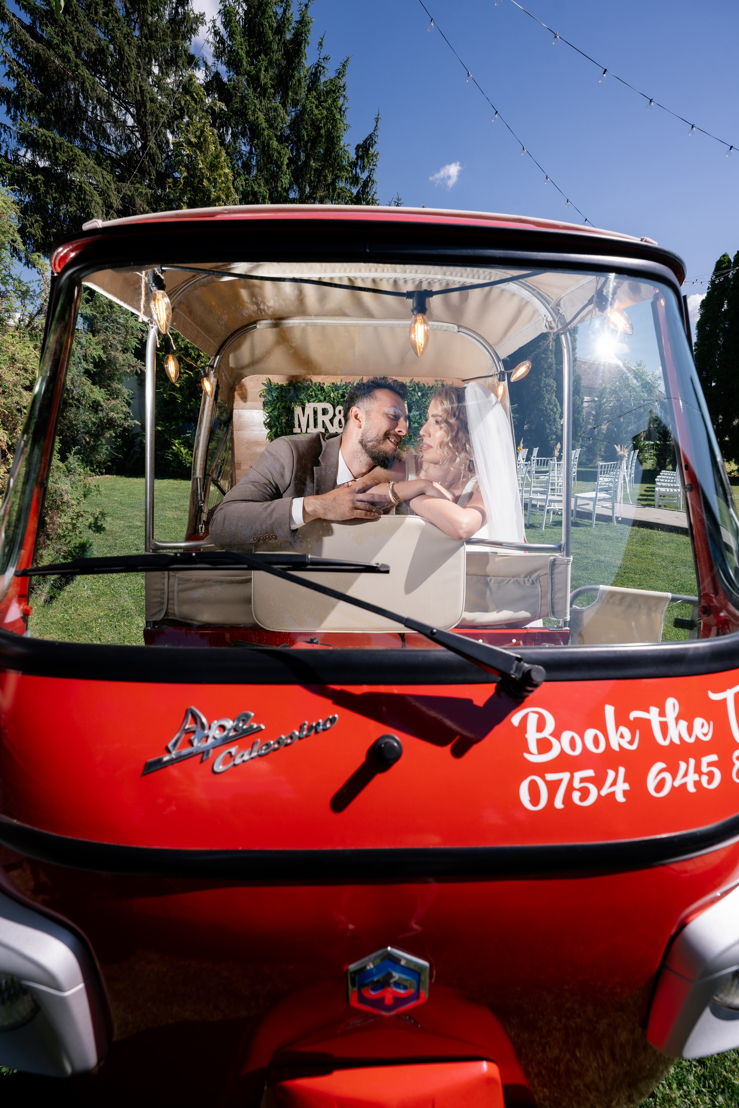 Octavia & Theo. Destination Wedding Photographer Alex Pasarelu