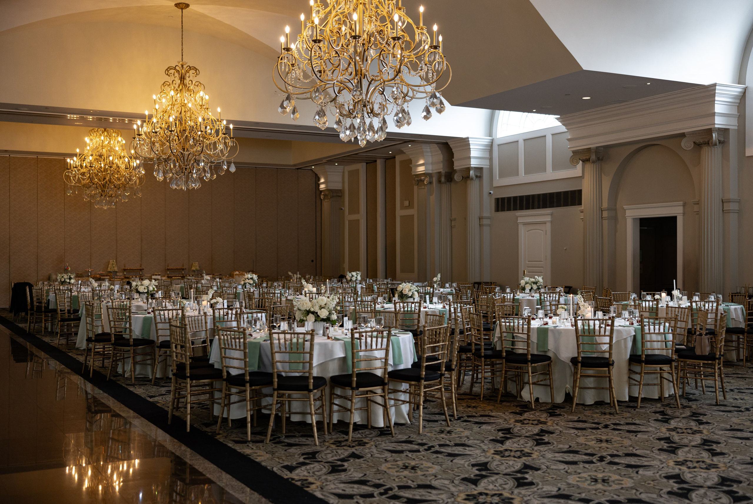 Vitalii and Diana. Massachusetts. Photographer Anastasia Nagibina