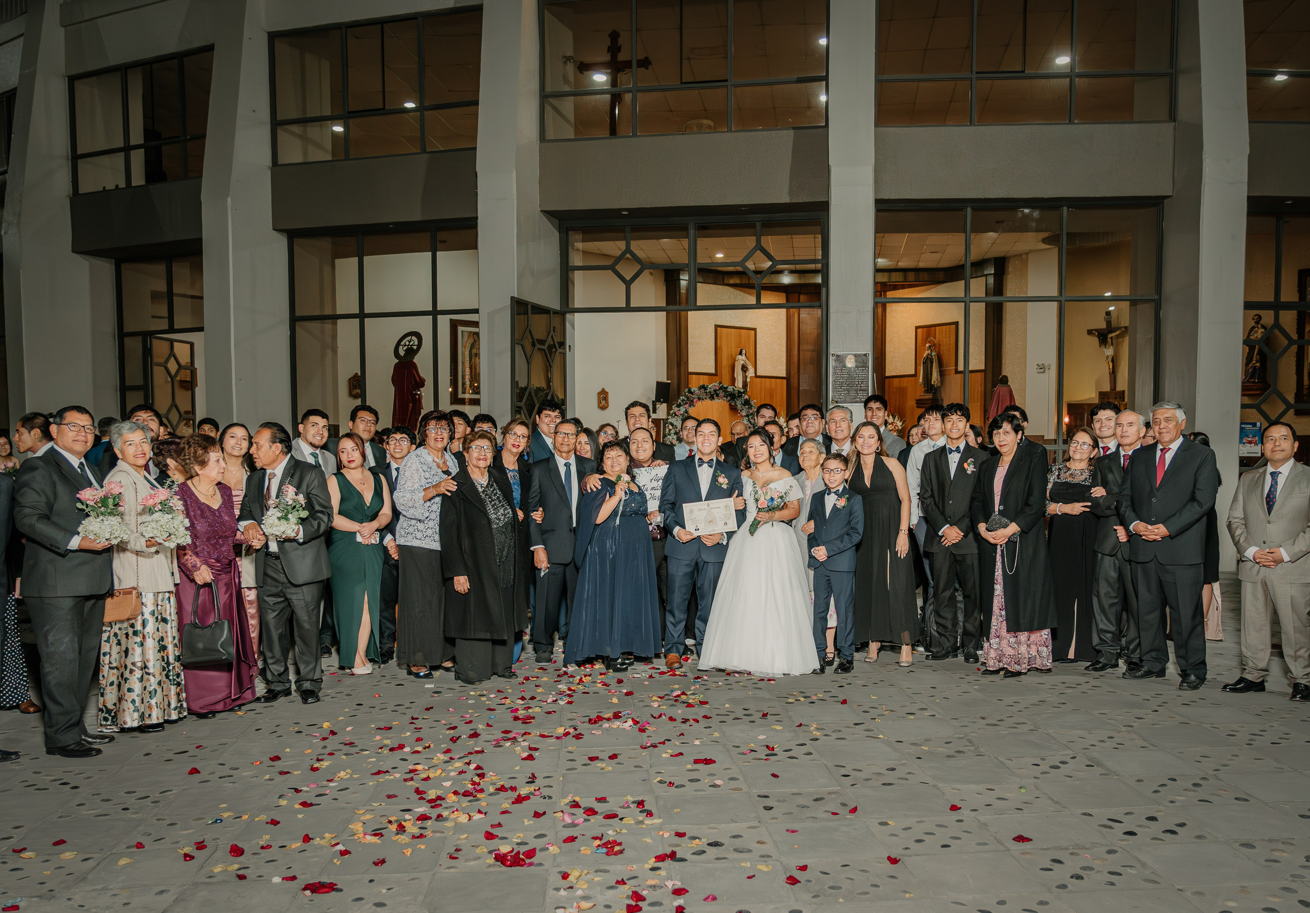 ALEJANDRA + RODRIGO BODA RELIGIOSA. Studio KVTA | Fotografía y Video de Bodas en Arequipa