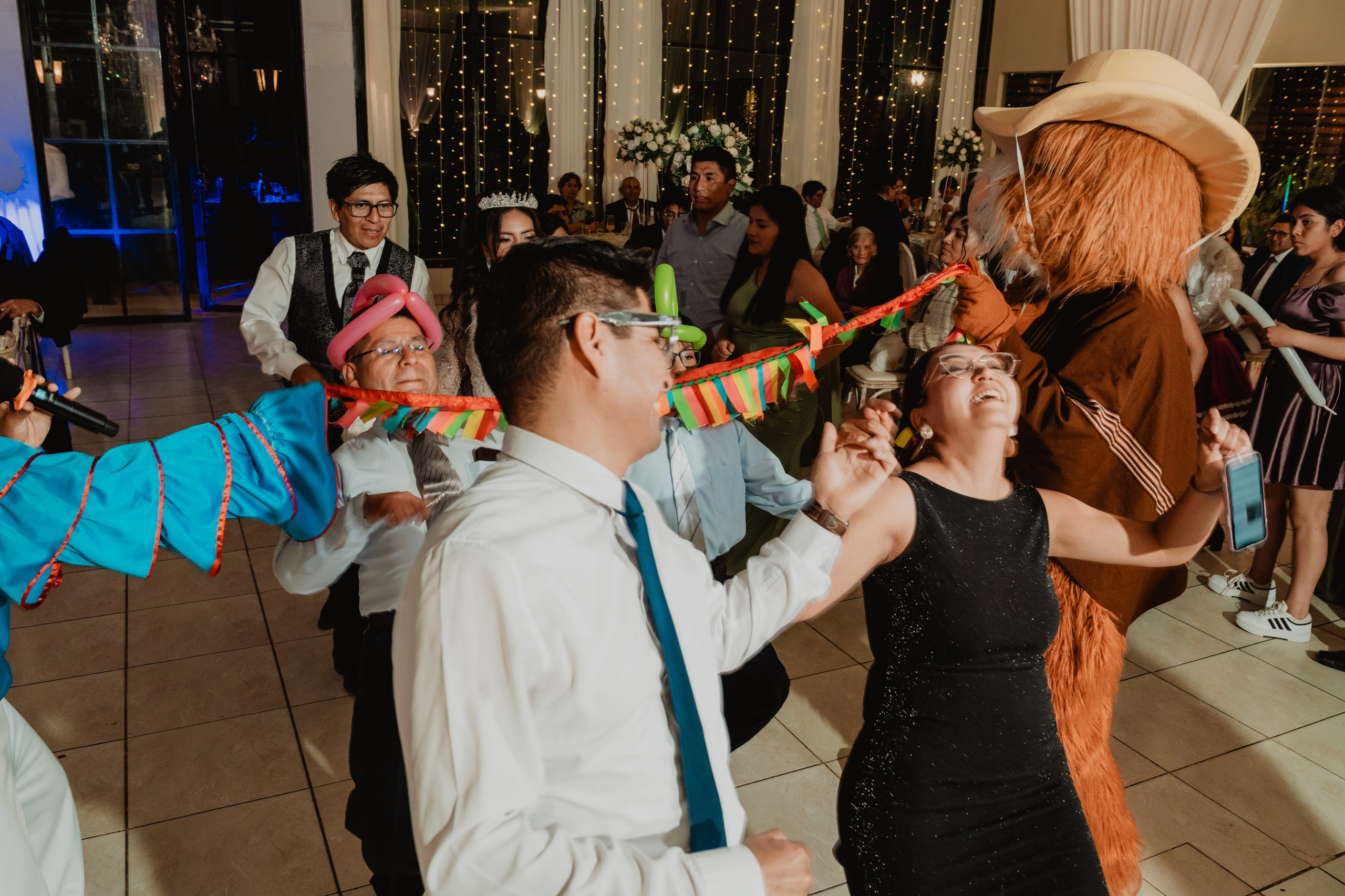 FERNANDO + MARIBEL | BODA RELIGIOSA. Studio KVTA | Fotografía y Video de Bodas en Arequipa