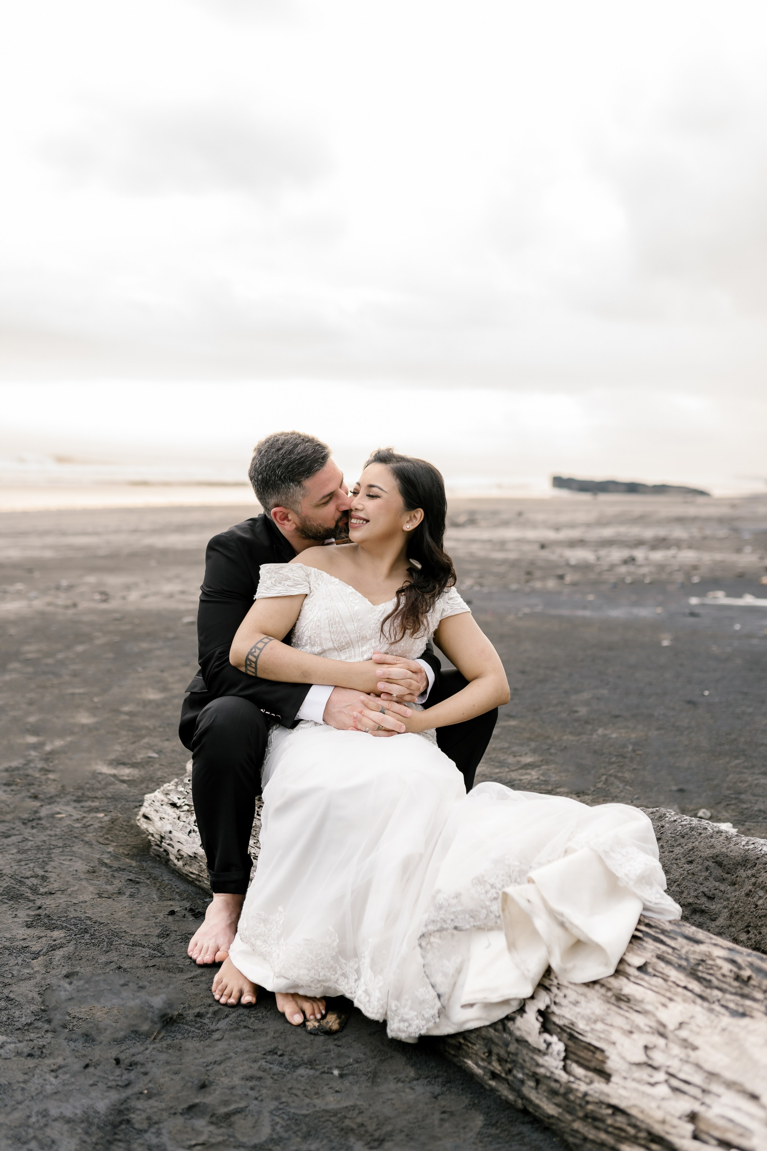 Honeymoon Photoshoot in Bali. Female Photographer in Bali