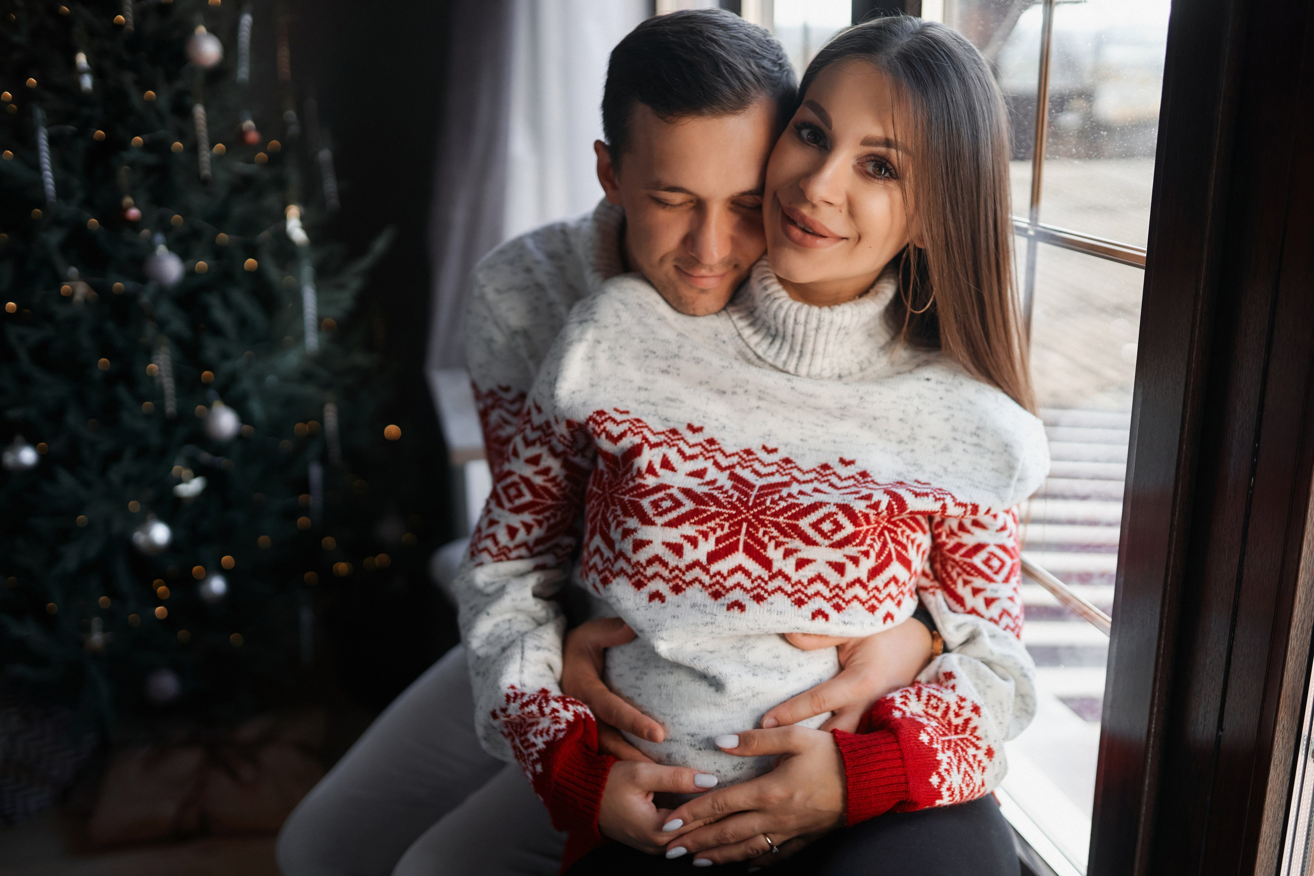 Maternity indoor and studio photoshoot. Professional Wedding and event photographer USA New York