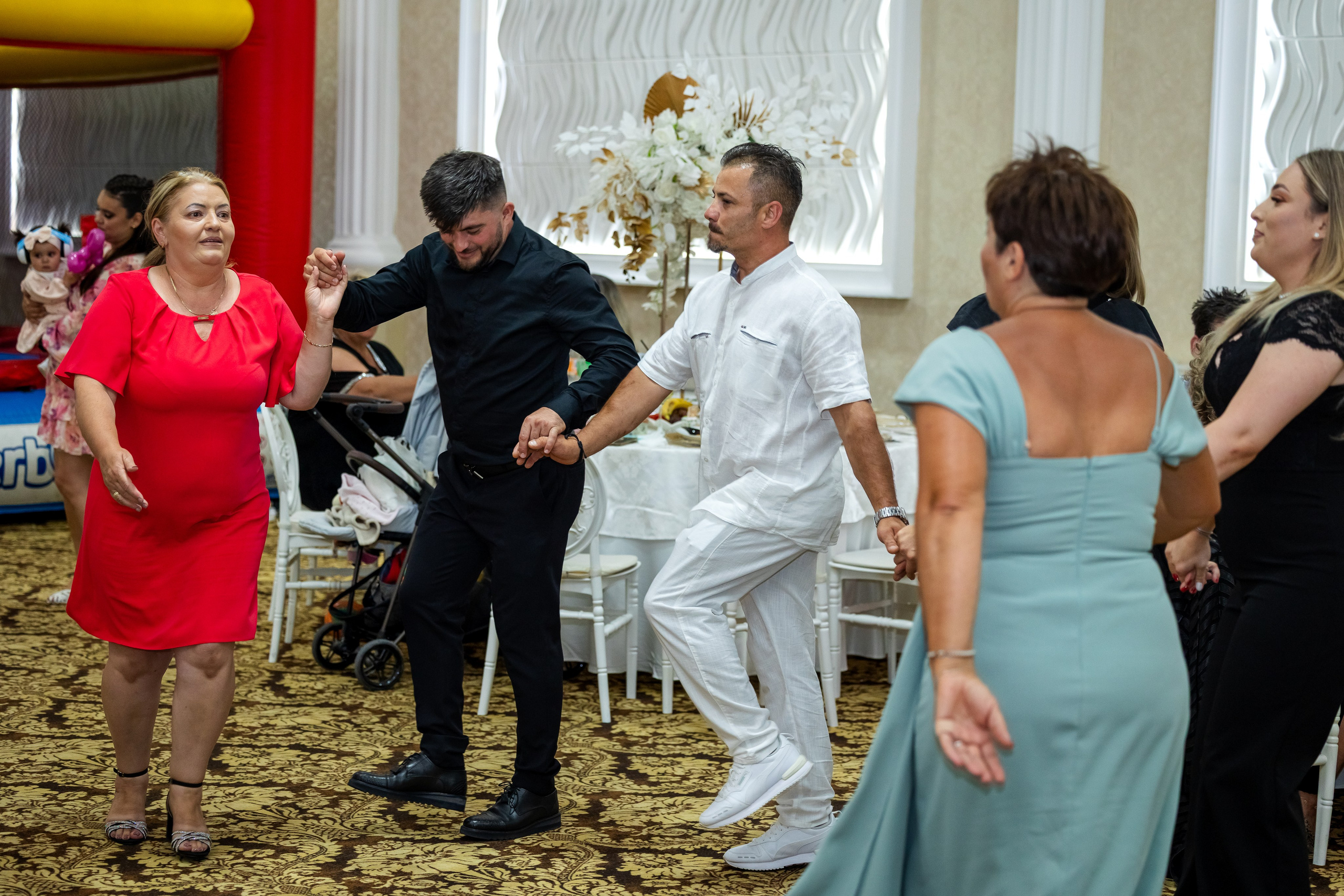 Andrei Damian. Moments By Gub