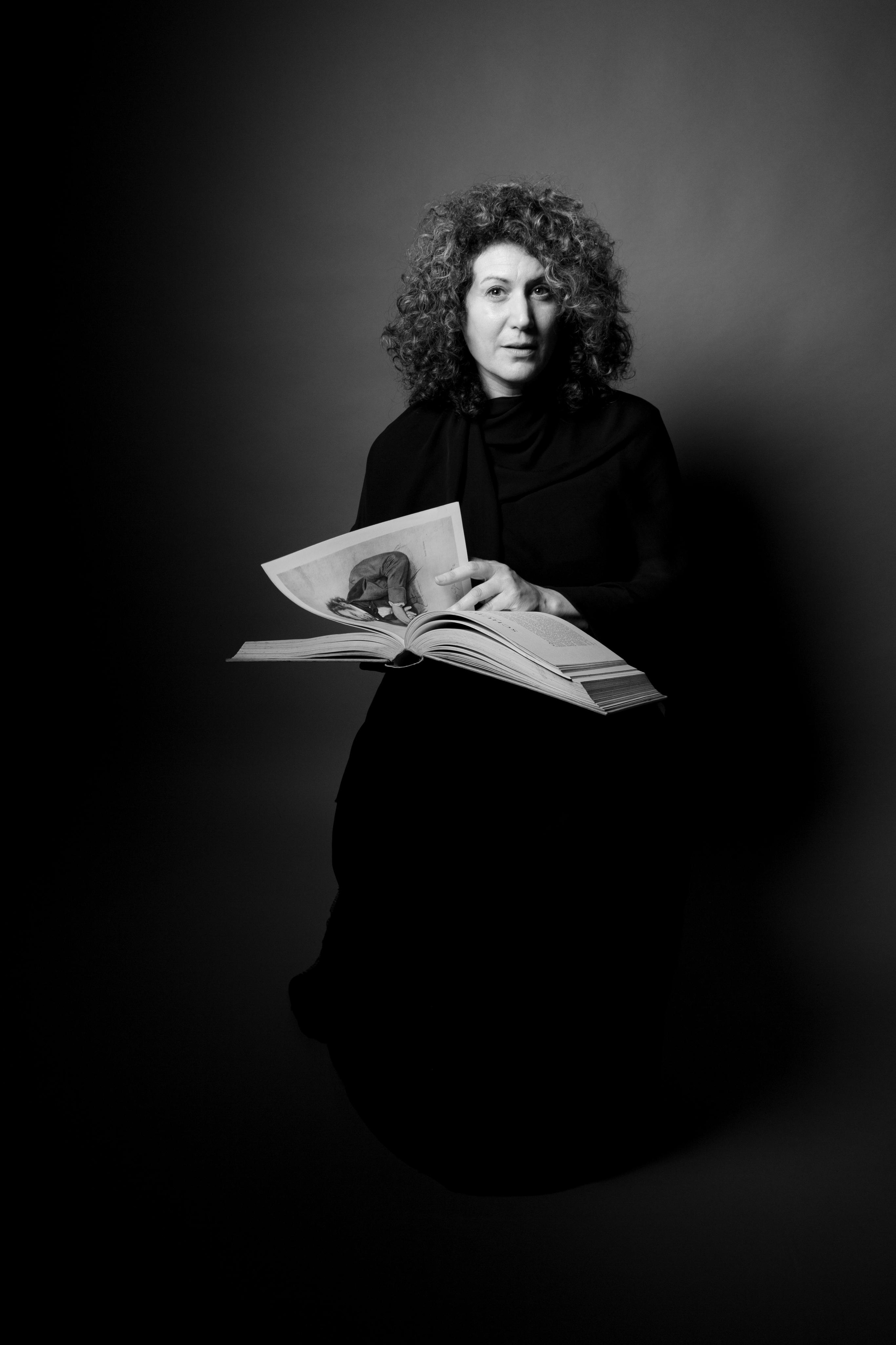 Madern-Danci. Anastasia Shapoval violoniste et photographe. Paris — Bourges