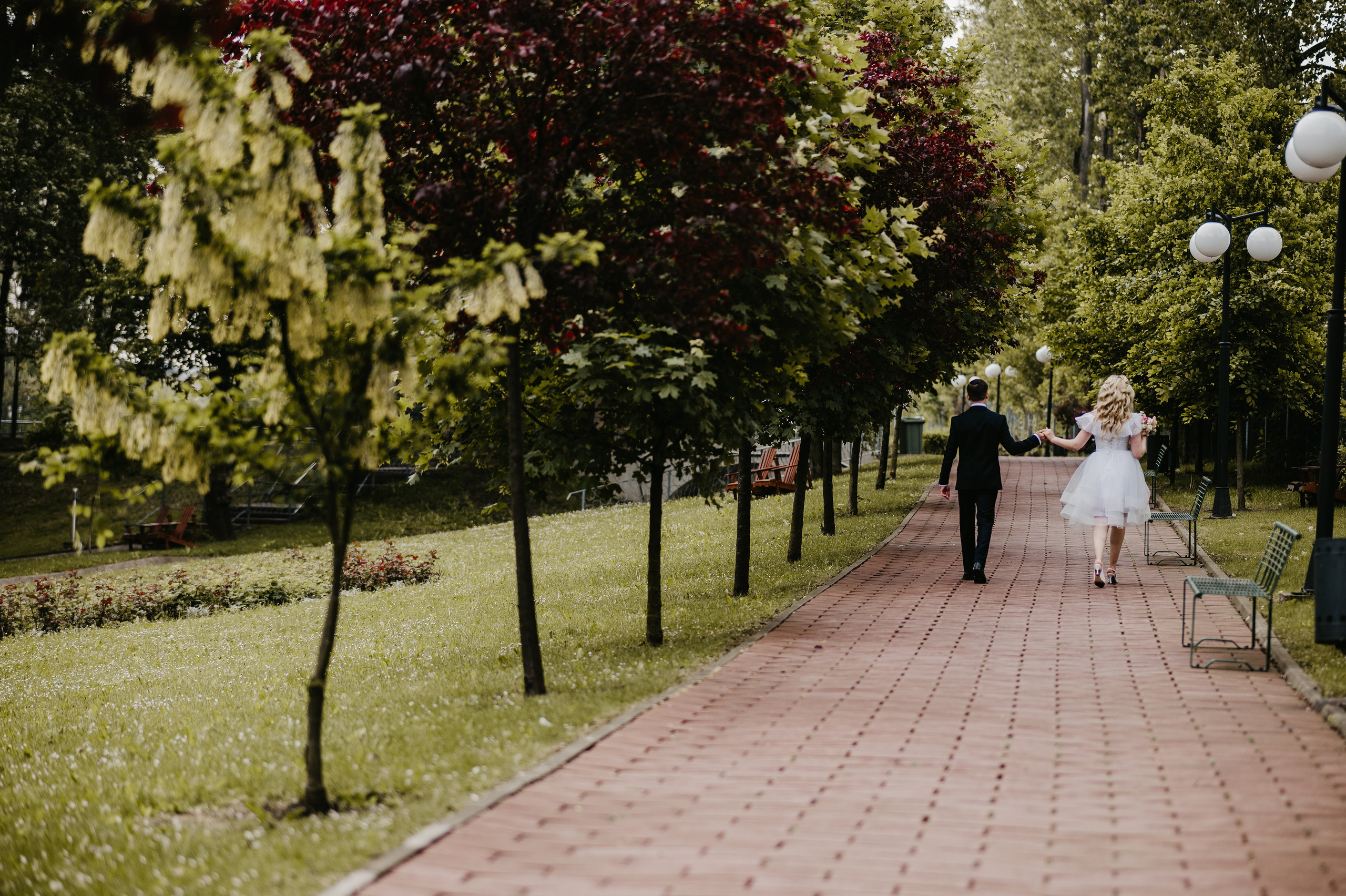 Cununie civila sub cerul ploios - Vezi fotografiile. Valentin Melen - fotograf de nunta 🤍