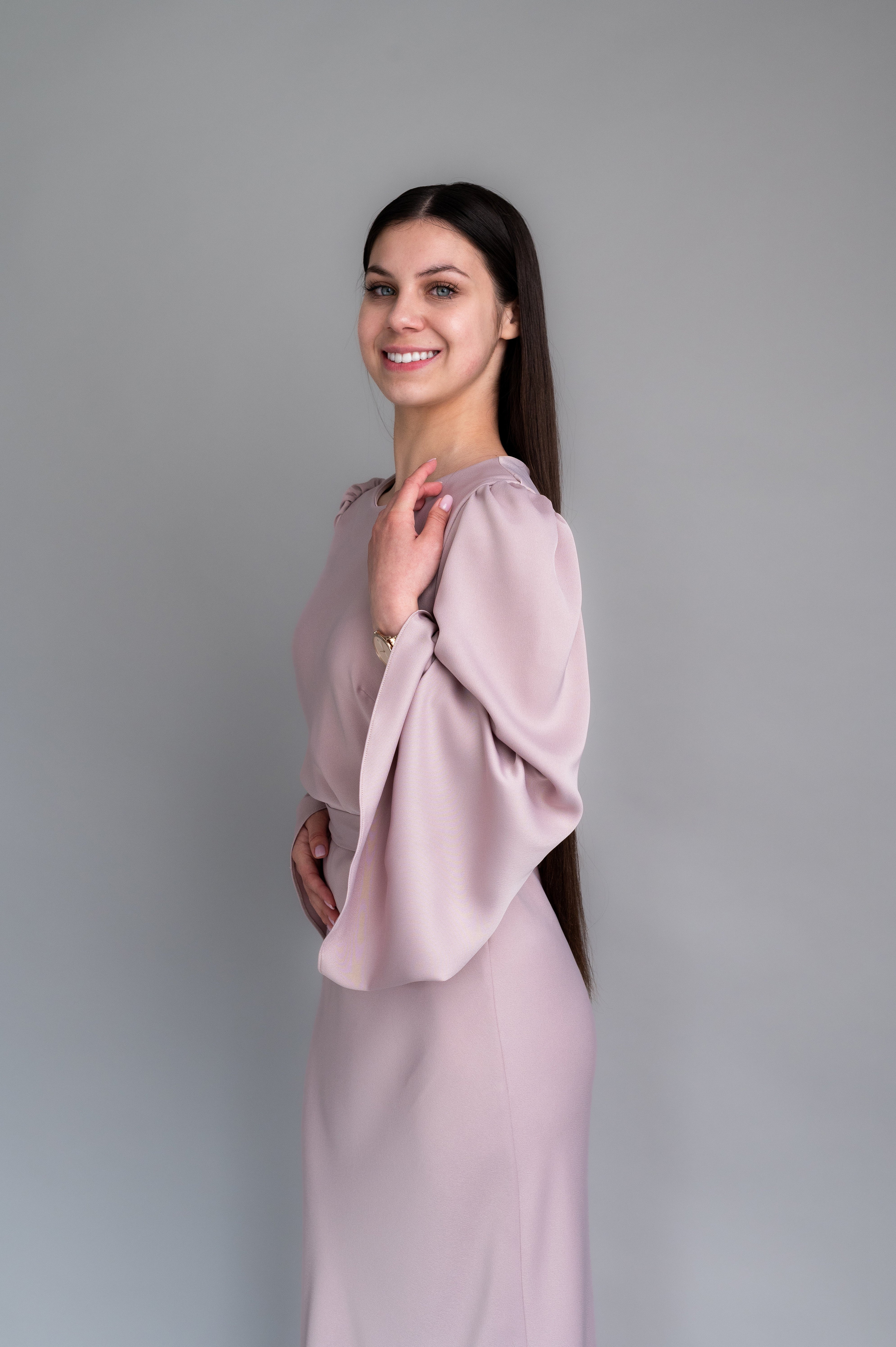 Studio. Valentin Melen - fotograf de nunta 🤍