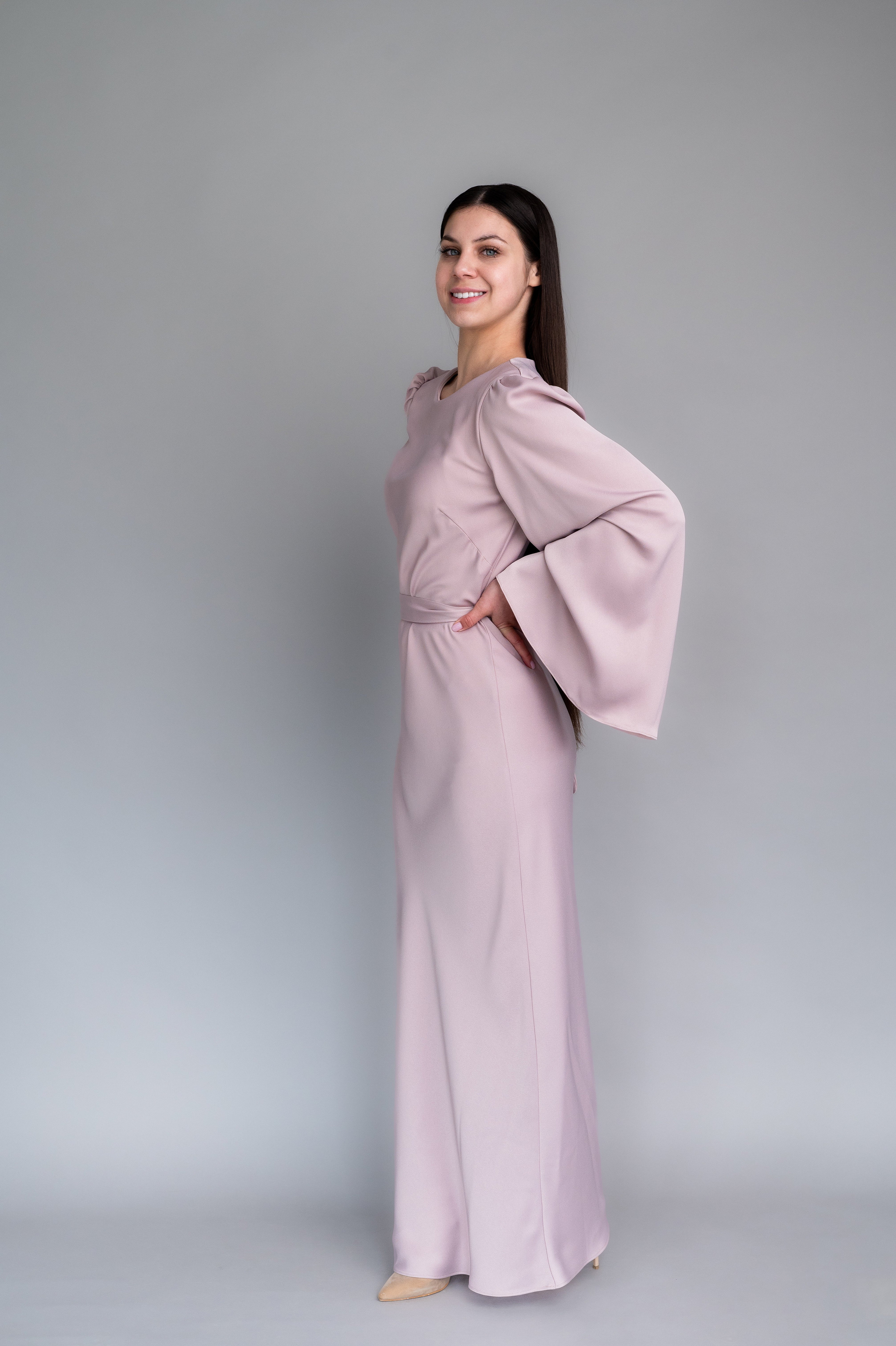 Studio. Valentin Melen - fotograf de nunta 🤍