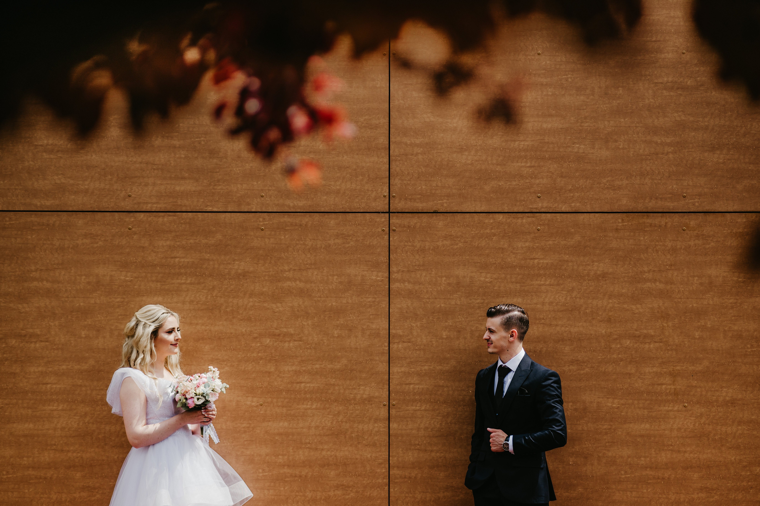 Cununie civila sub cerul ploios - Vezi fotografiile. Valentin Melen - fotograf de nunta 🤍