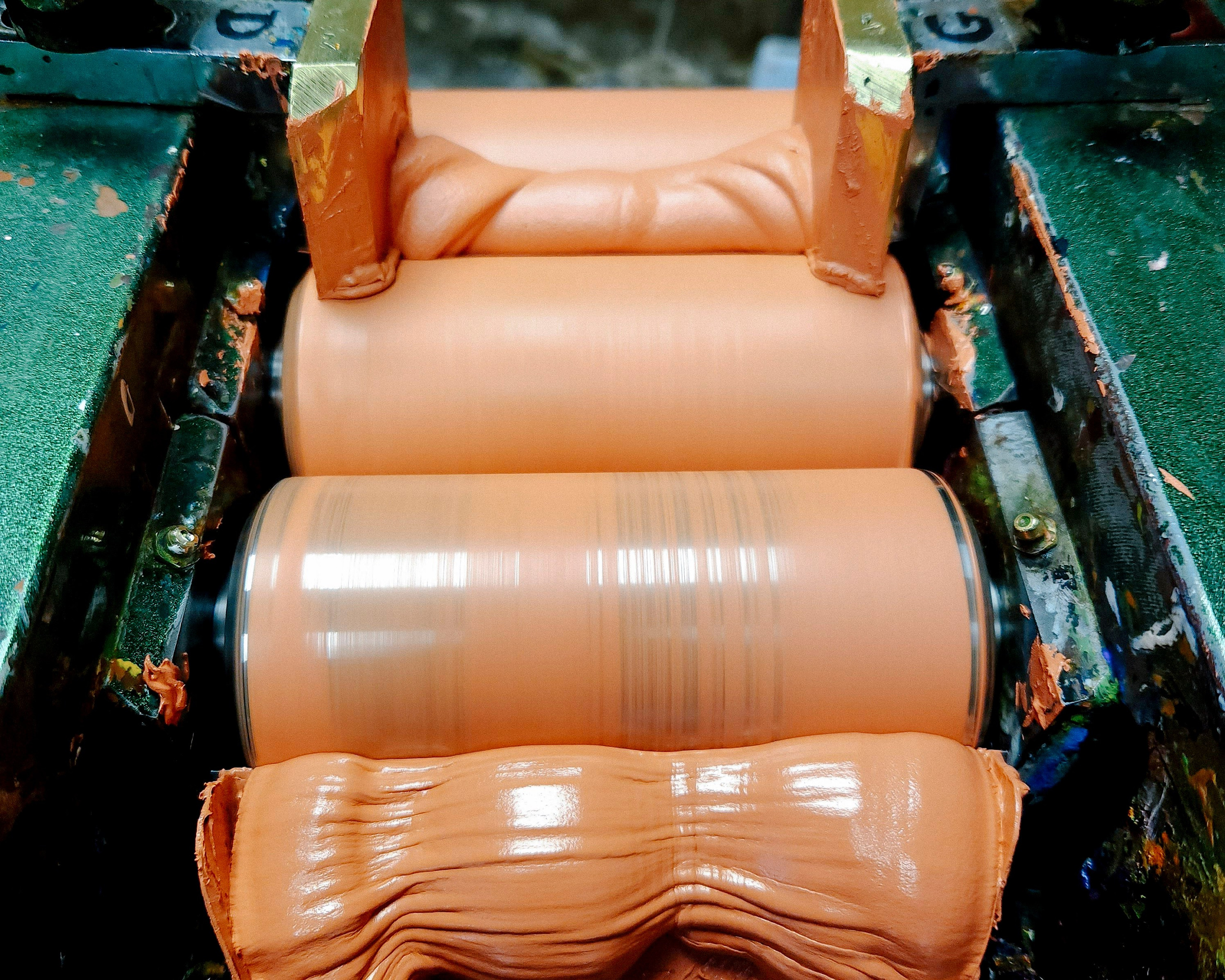 Collaboration with SCHAAL Handmade Artists Colors. ELEN BEZHEN