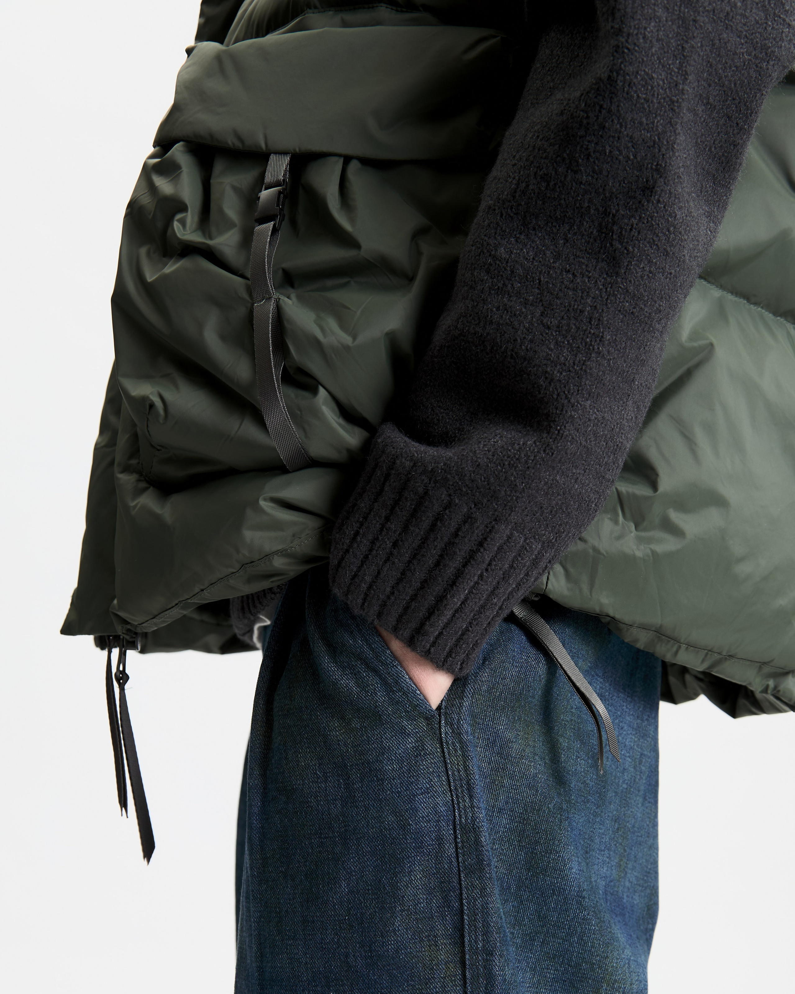 Одежда. Предметная фотосъемка в Алматы. Студия фото и видео съемки товаров